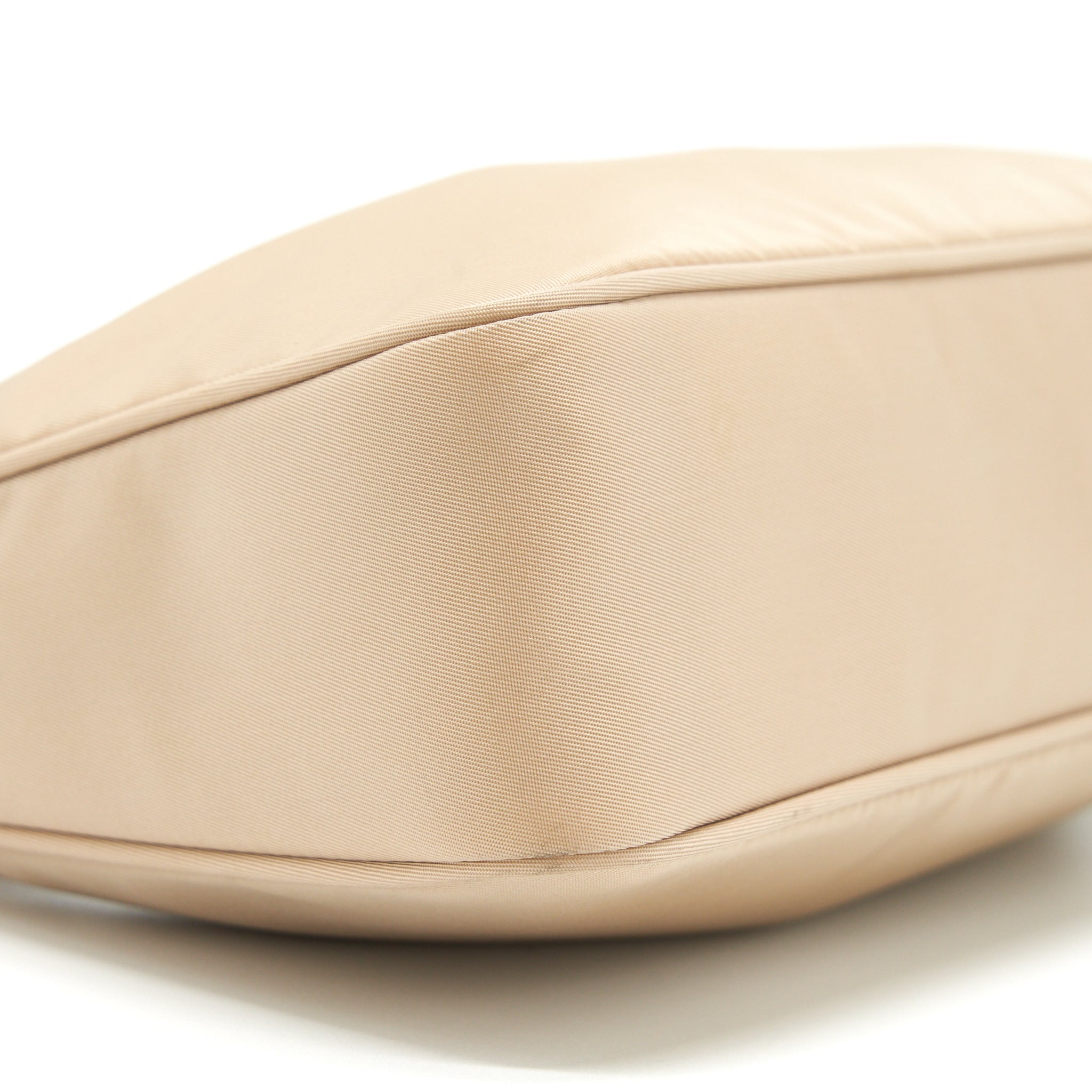 PRADA RE-NYLON RE-EDITION 2000 MINI BAG BEIGE SHW