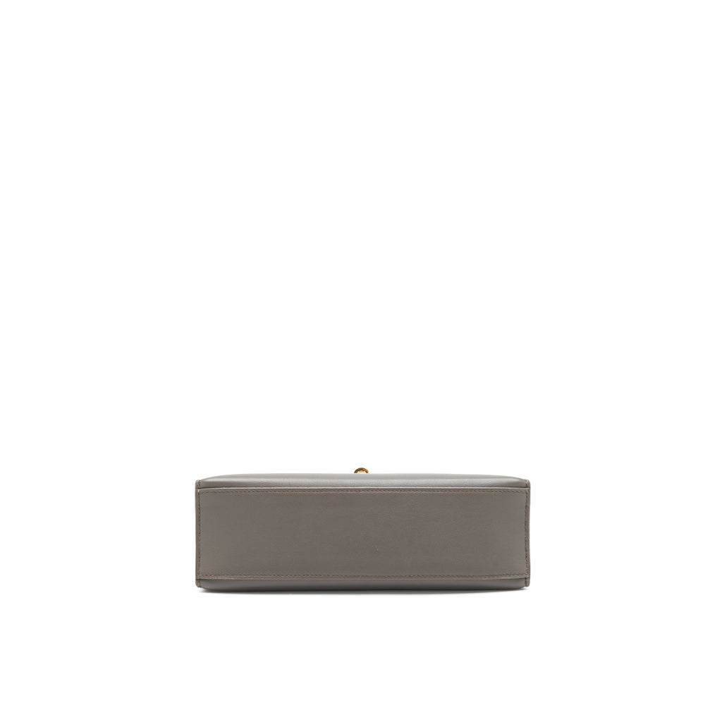 HERMES KELLY POCHETTE SWIFT 8F GRIS ETAIN GHW