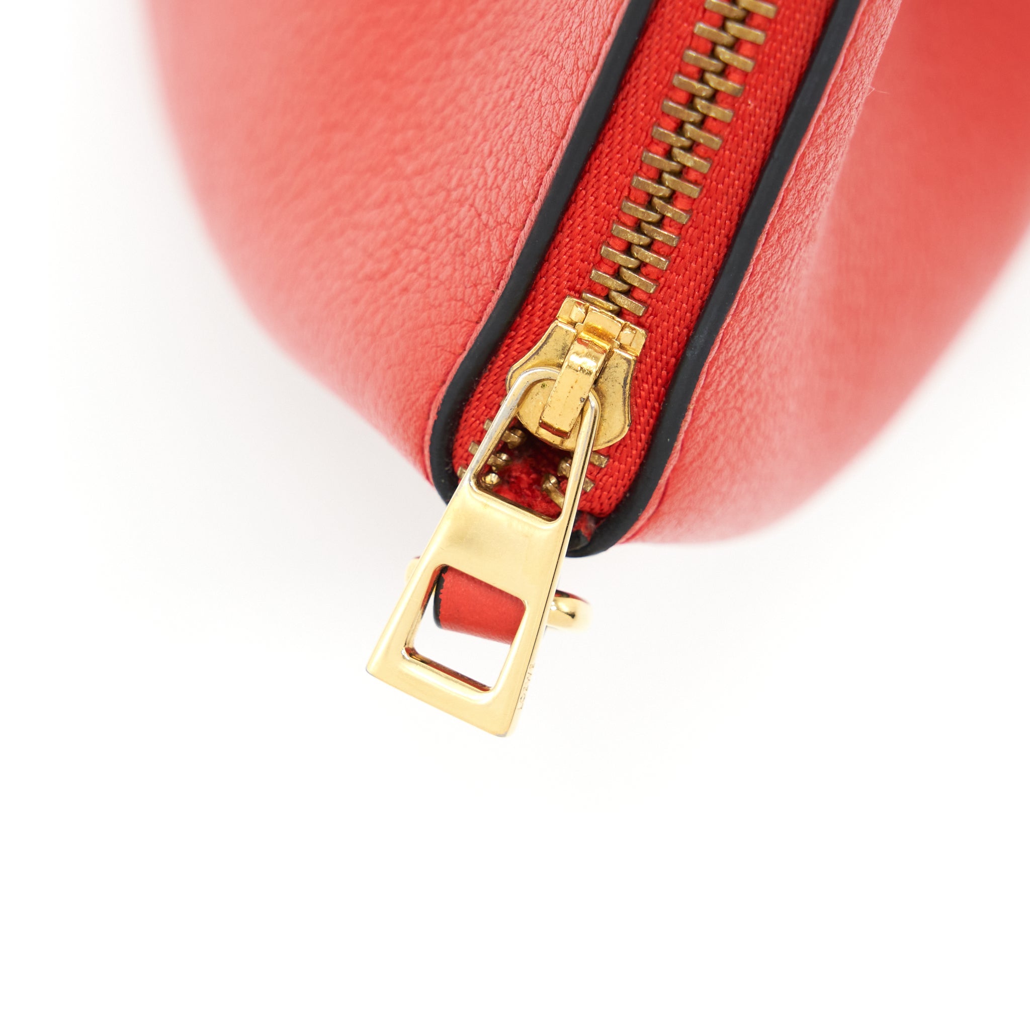 LOEWE ELEPHANT CROSSBODY / ELEPHANT KEY RING POUCH (SELL IN A SET)