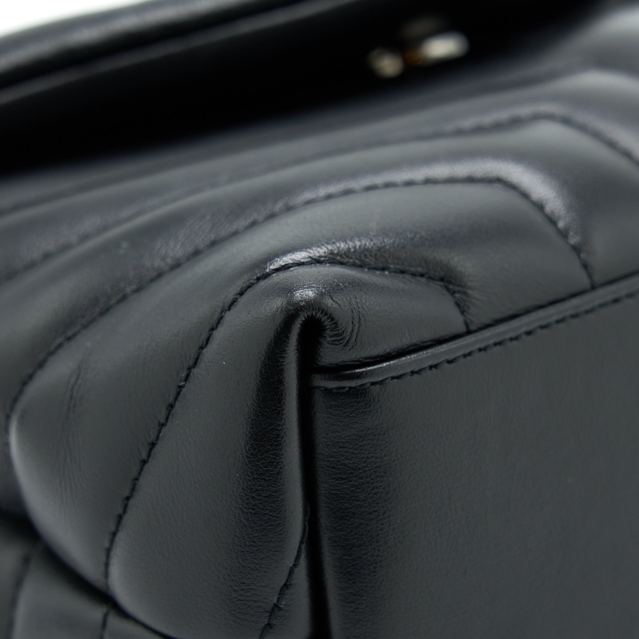 SAINT LAURENT/ YSL LOULOU BAG BLACK WITH BLACK HARDWARE