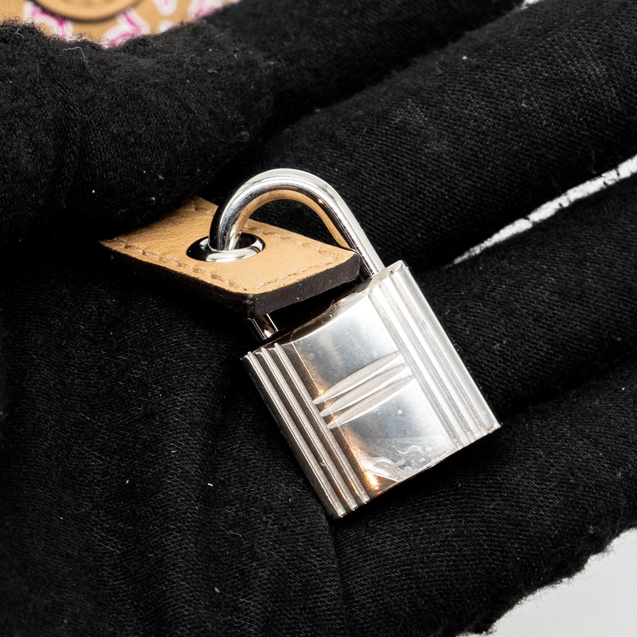 HERMES PICOTIN 18 LUCKY DAISY LOCK BAG SWIFT CHAI-ROSE-BLANC / ROSE SHW