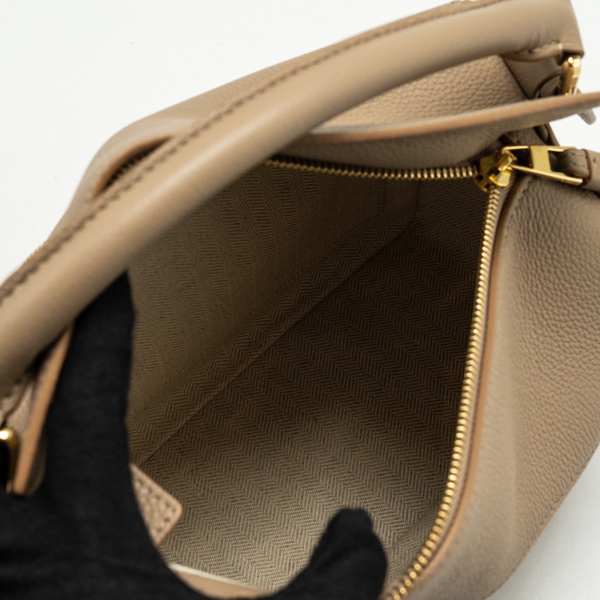 LOEWE SMALL PUZZLE BAG GRAINED CALFSKIN SAND GHW