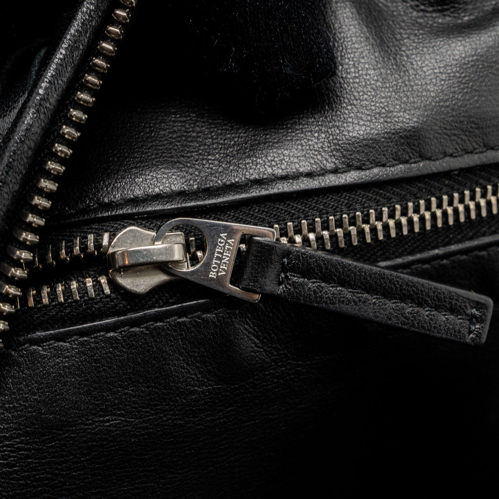 BOTTEGA VENETA SMALL JODIE LAMBSKIN BLACK SHW