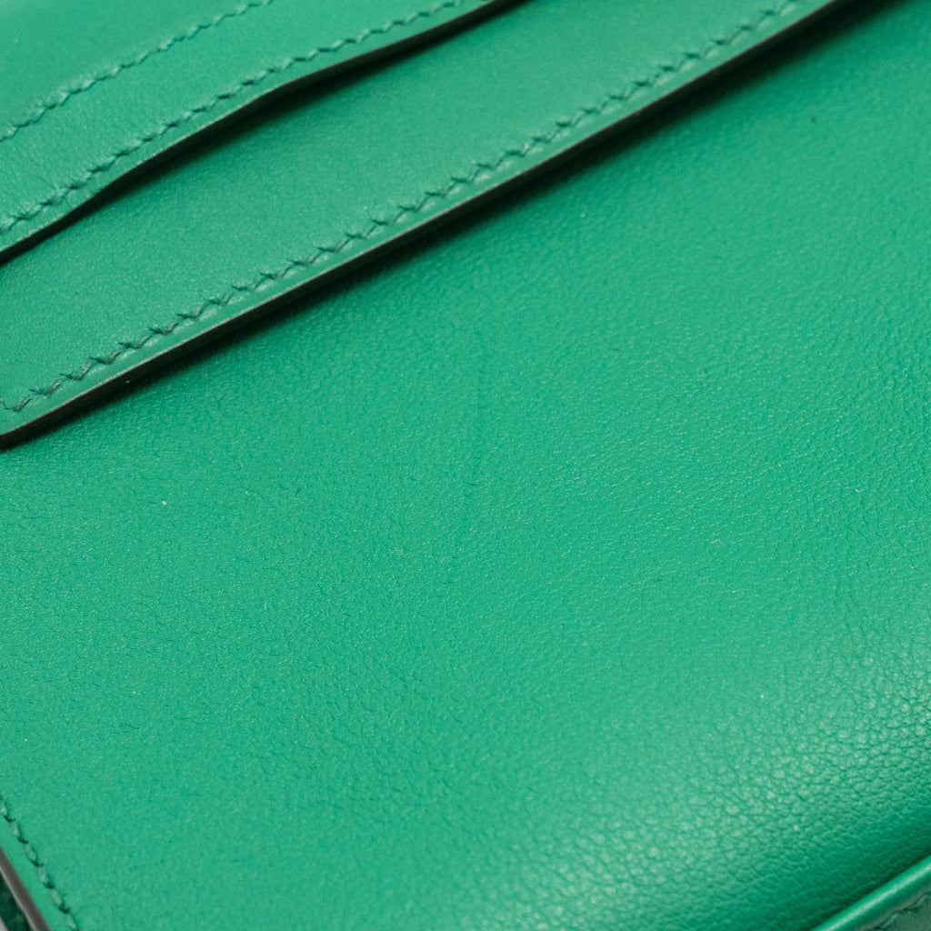 HERMES KELLY POCHETTE SWIFT VERT VERTIGO GHW