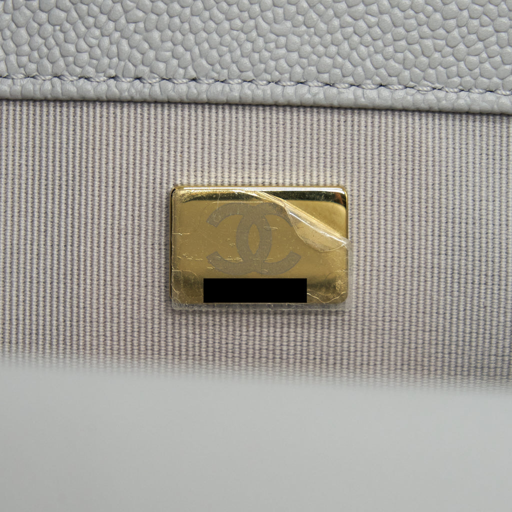 CHANEL MEDIUM BOY BAG CAVIAR LIGHT GREY SHW (MICROCHIP)
