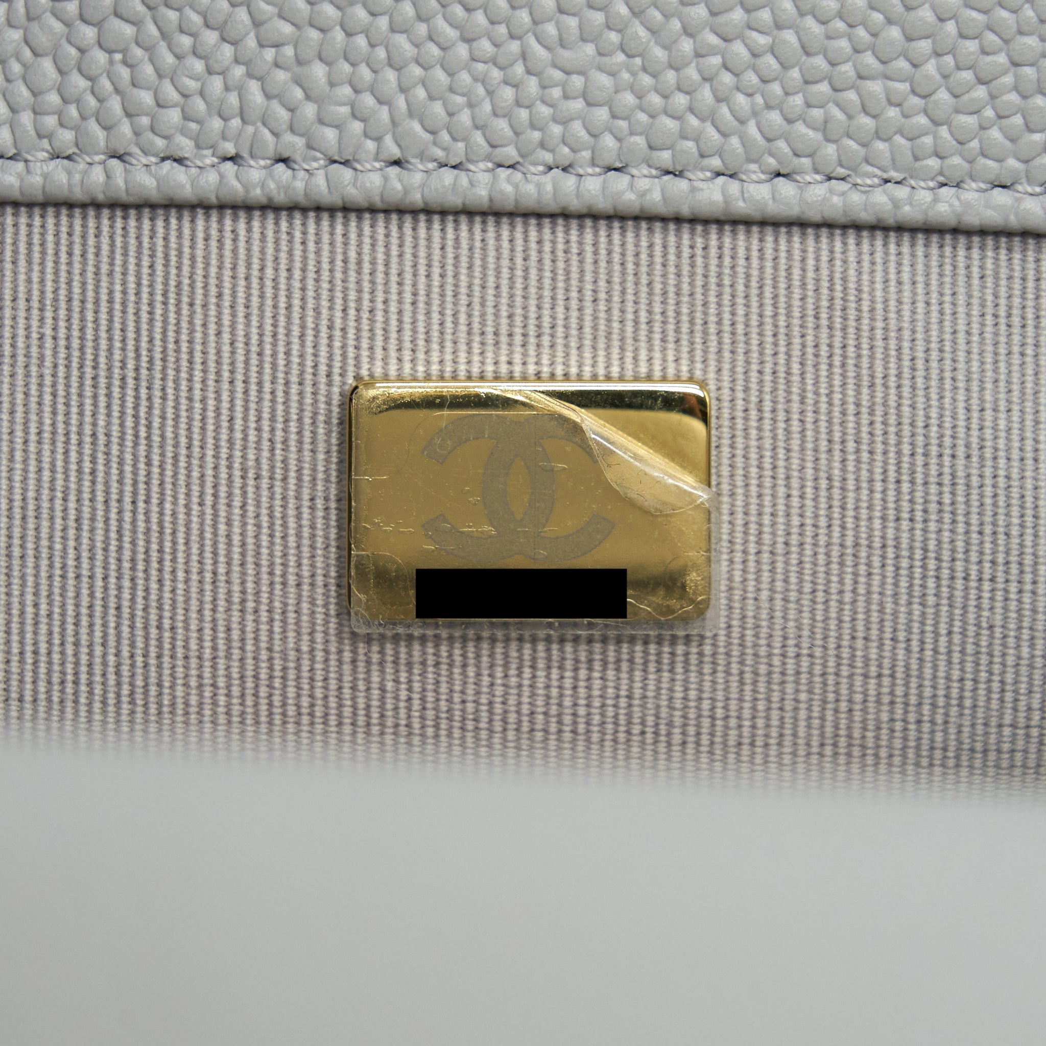 CHANEL MEDIUM BOY BAG CAVIAR LIGHT GREY SHW (MICROCHIP)