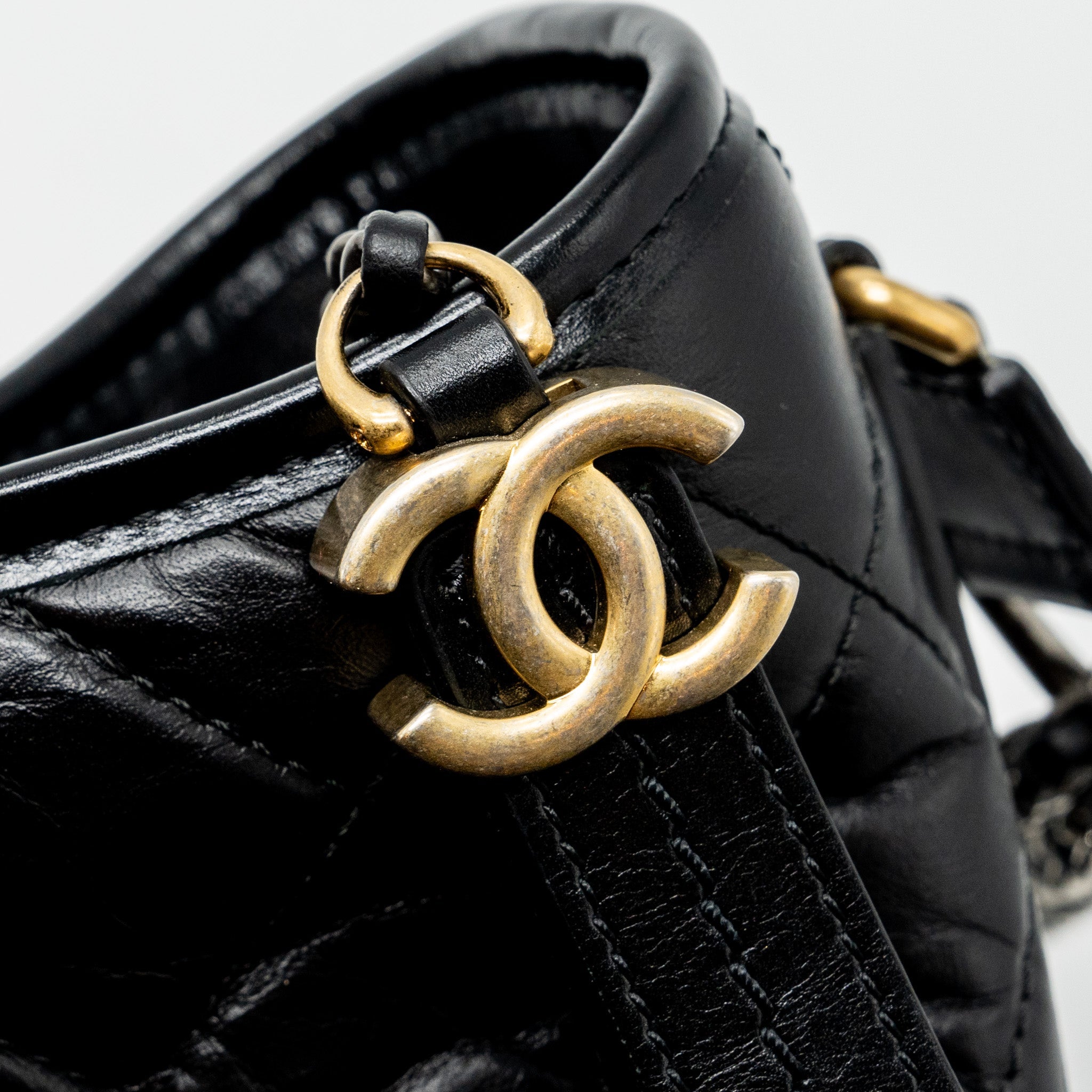 CHANEL MEDIUM GABRIELLE HOBO BAG AGED CALFSKIN BLACK MULTICOLOUR HARDWARE