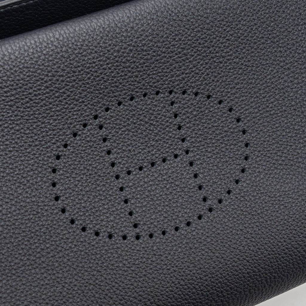 HERMES VIDEPOCHES TOGO BLACK WITH MULTICOLOUR STRAP SHW