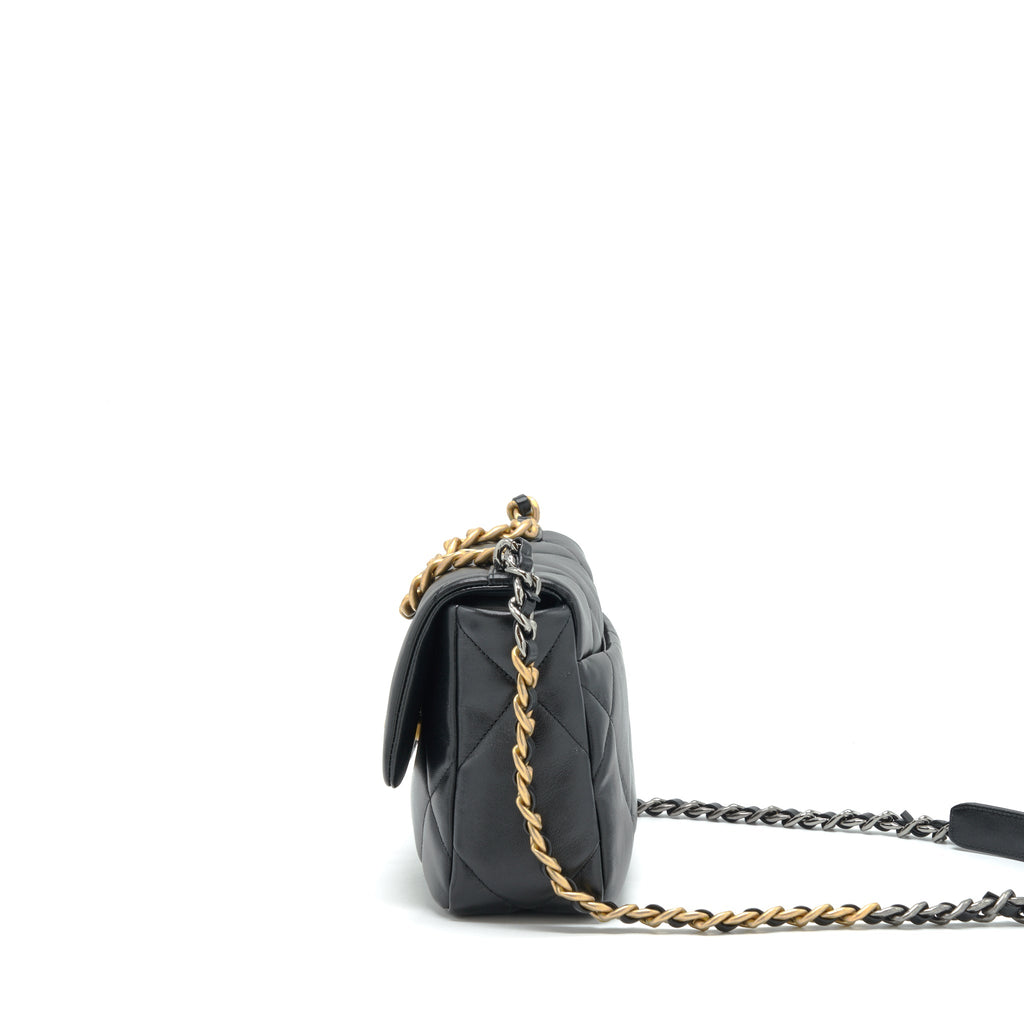 CHANEL SMALL 19 BAG LAMBSKIN BLACK GHW (MICROCHIP)