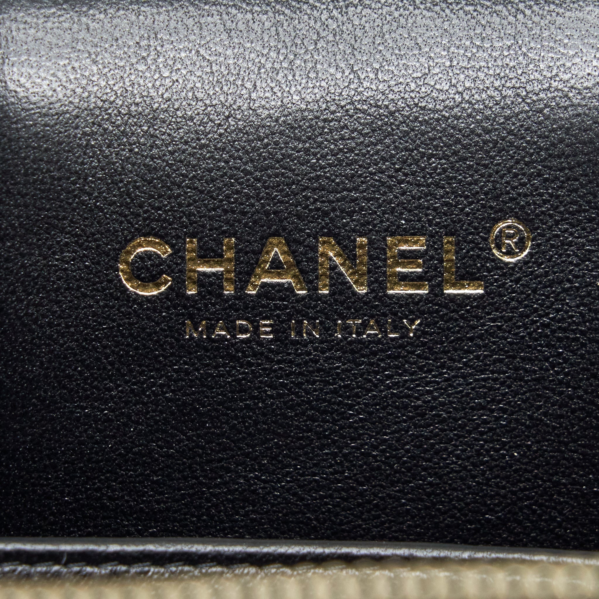 CHANEL 22S TOP HANDLE VANITY CAVIAR BLACK LGHW(MICROCHIP)