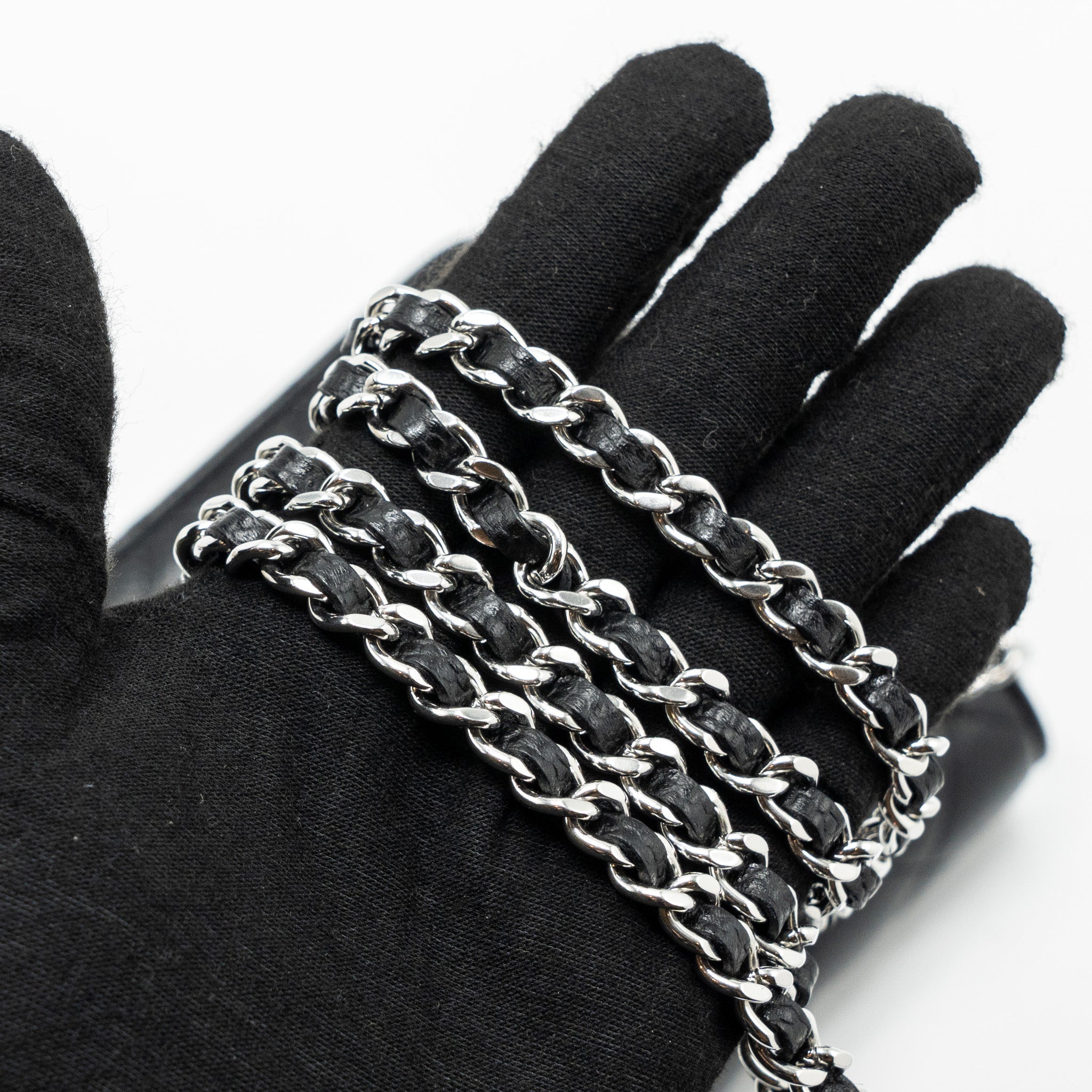 CHANEL CLASSIC WALLET ON CHAIN CAVIAR BLACK SHW (MICROCHIP)