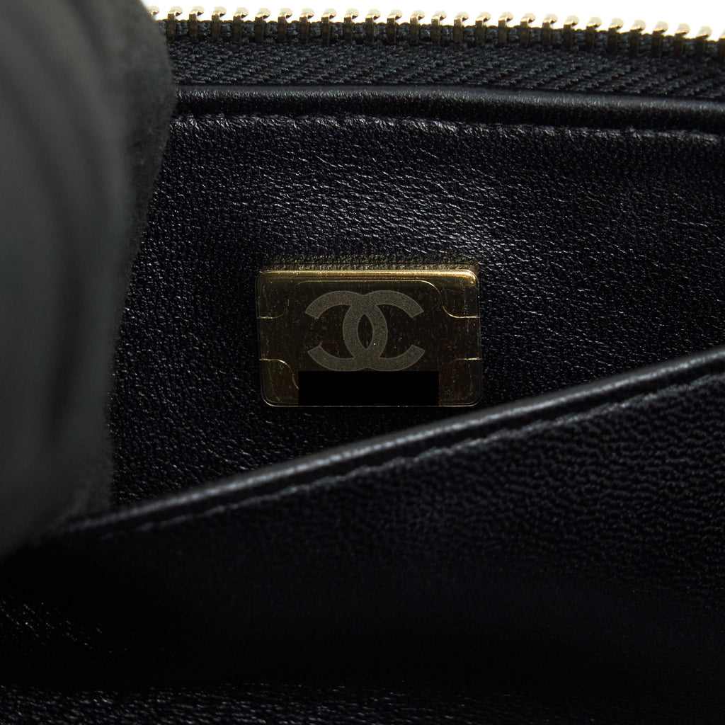 CHANEL 22S TOP HANDLE VANITY CAVIAR BLACK LGHW(MICROCHIP)