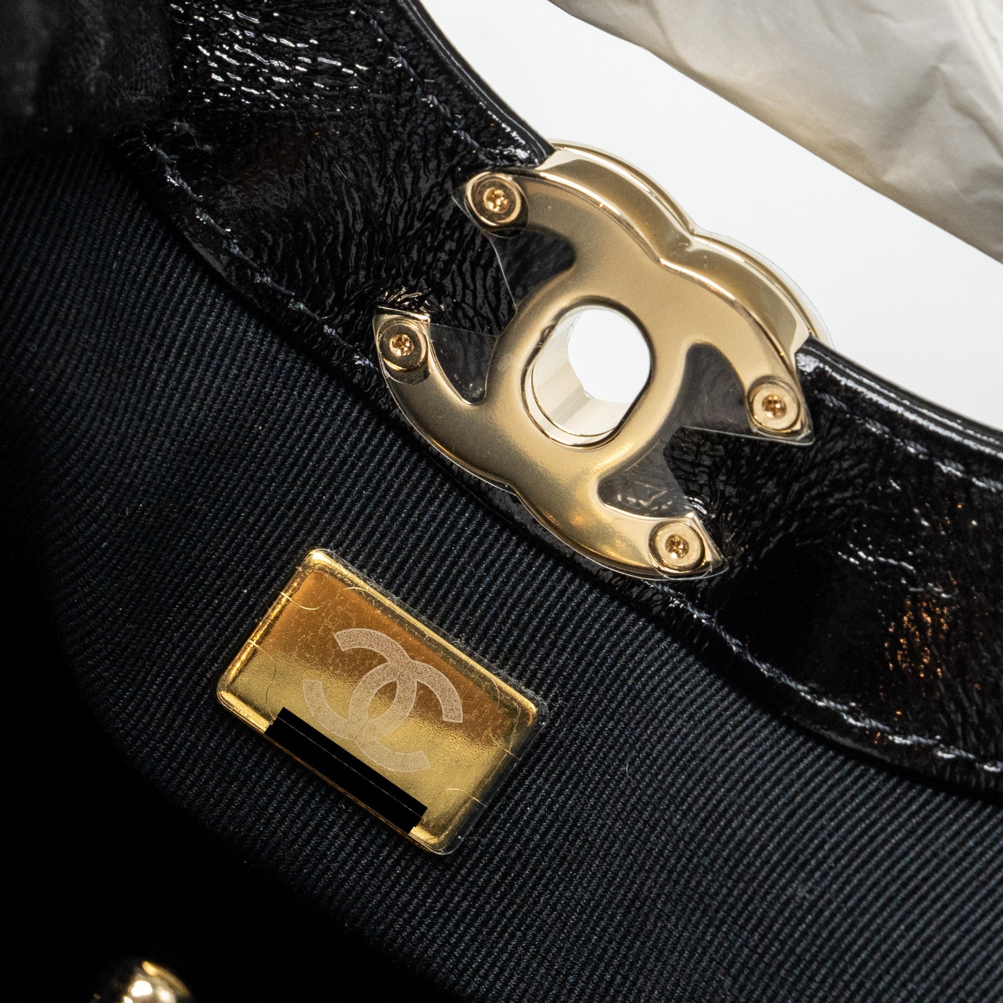 CHANEL 24S MINI 31 BAG SHINY LAMBSKIN BLACK GHW (MICROCHIP)