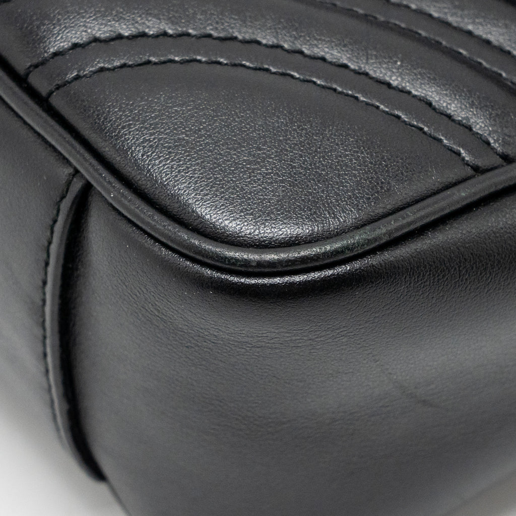 GUCCI MEDIUM GG MARMONT BAG CALFSKIN BLACK GHW