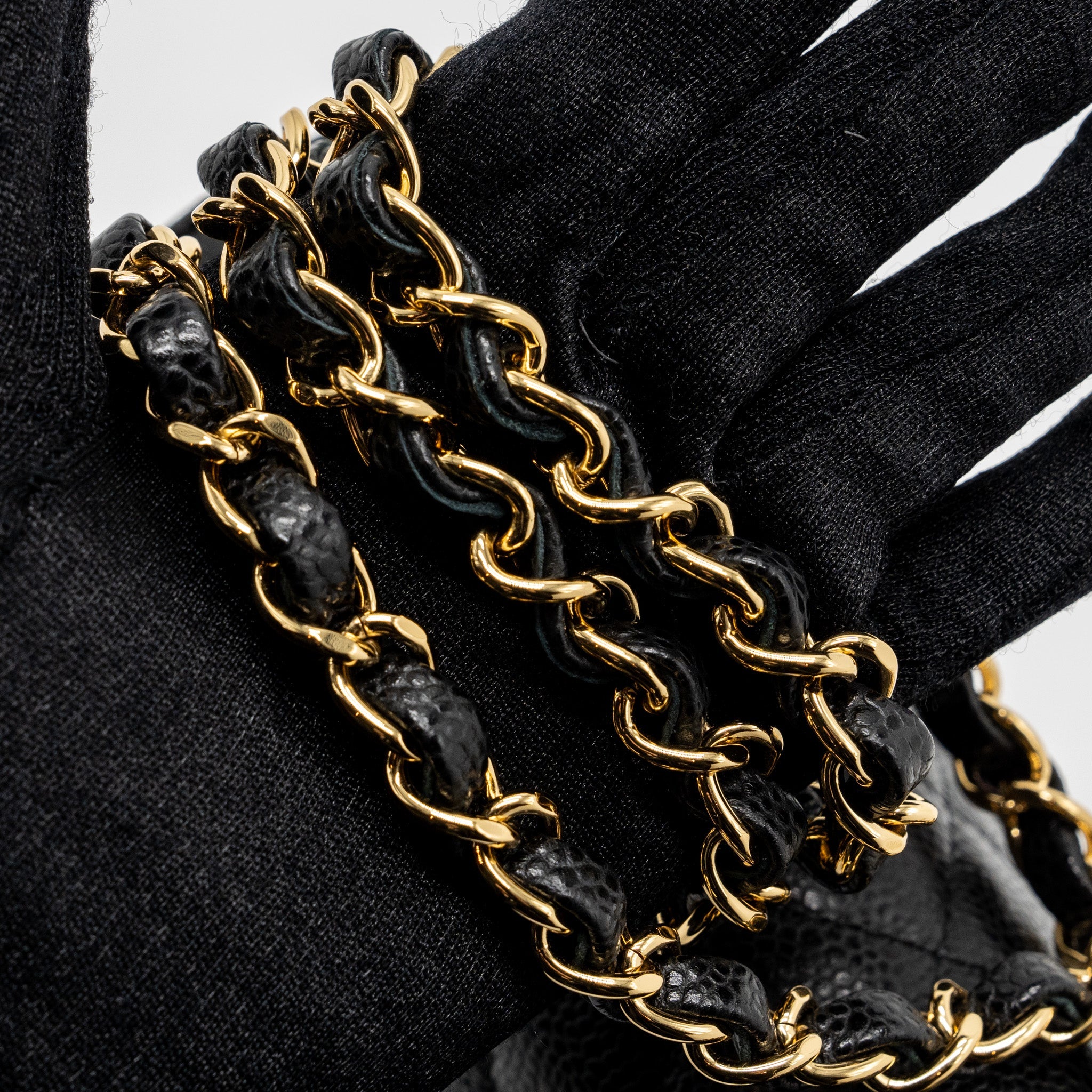 CHANEL SMALL CLASSIC DOUBLE FLAP BAG CAVIAR BLACK GHW
