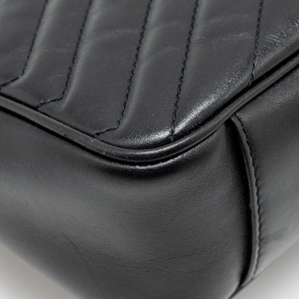 GUCCI MEDIUM GG MARMONT BAG CALFSKIN BLACK GHW