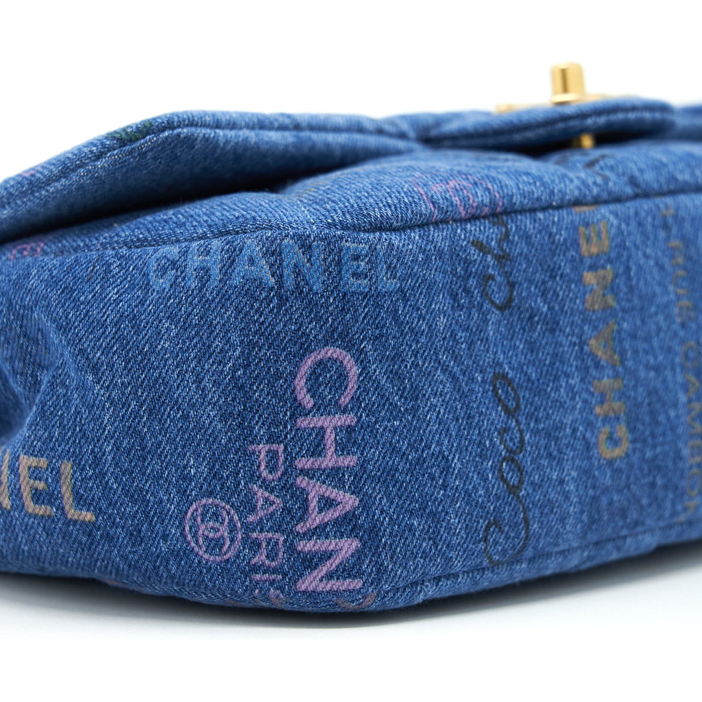 CHANEL 22P MULTICOLOR DENIM LOGO FLAP BAG 28CM BLUE GHW (MICROCHIP)