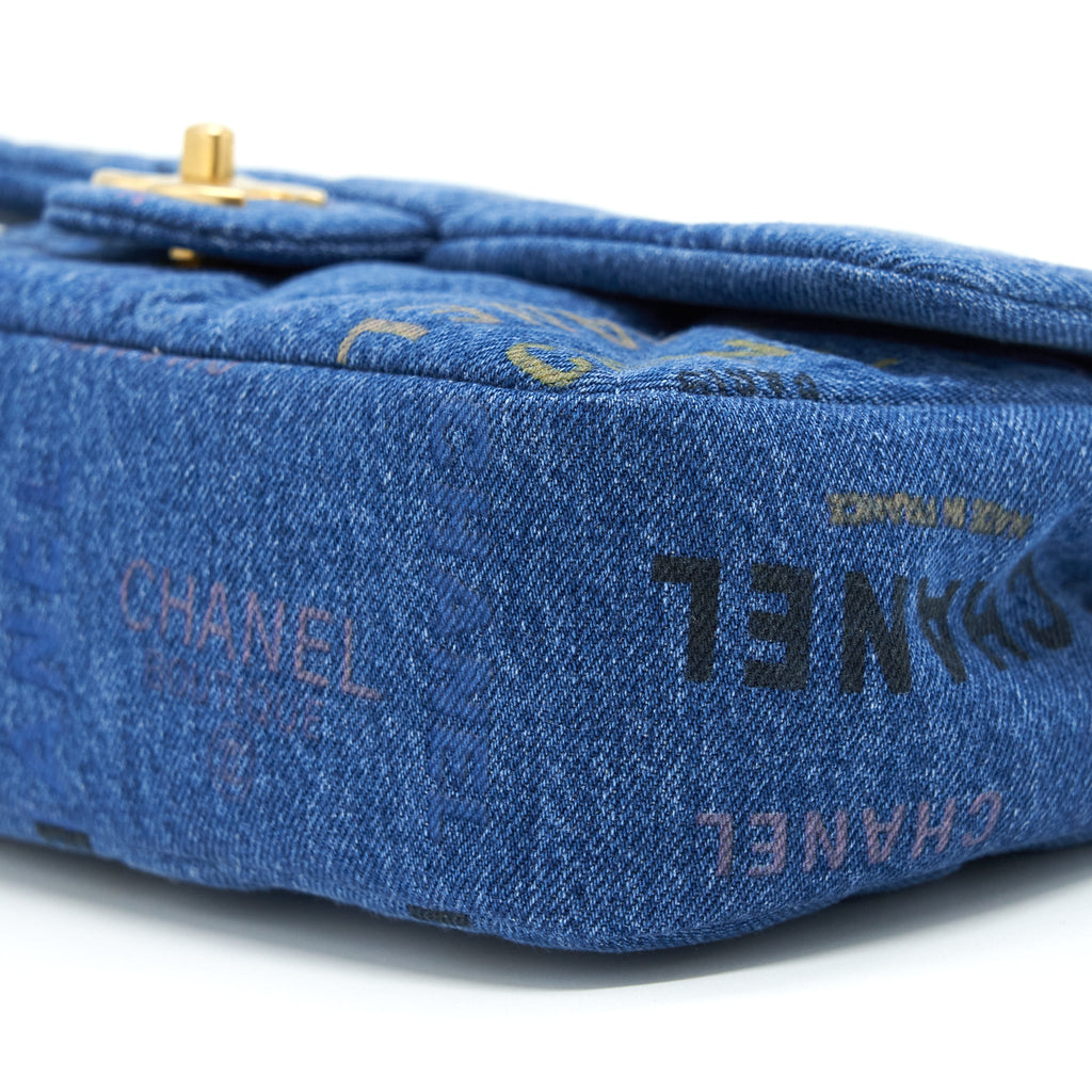 CHANEL 22P MULTICOLOR DENIM LOGO FLAP BAG 28CM BLUE GHW (MICROCHIP)