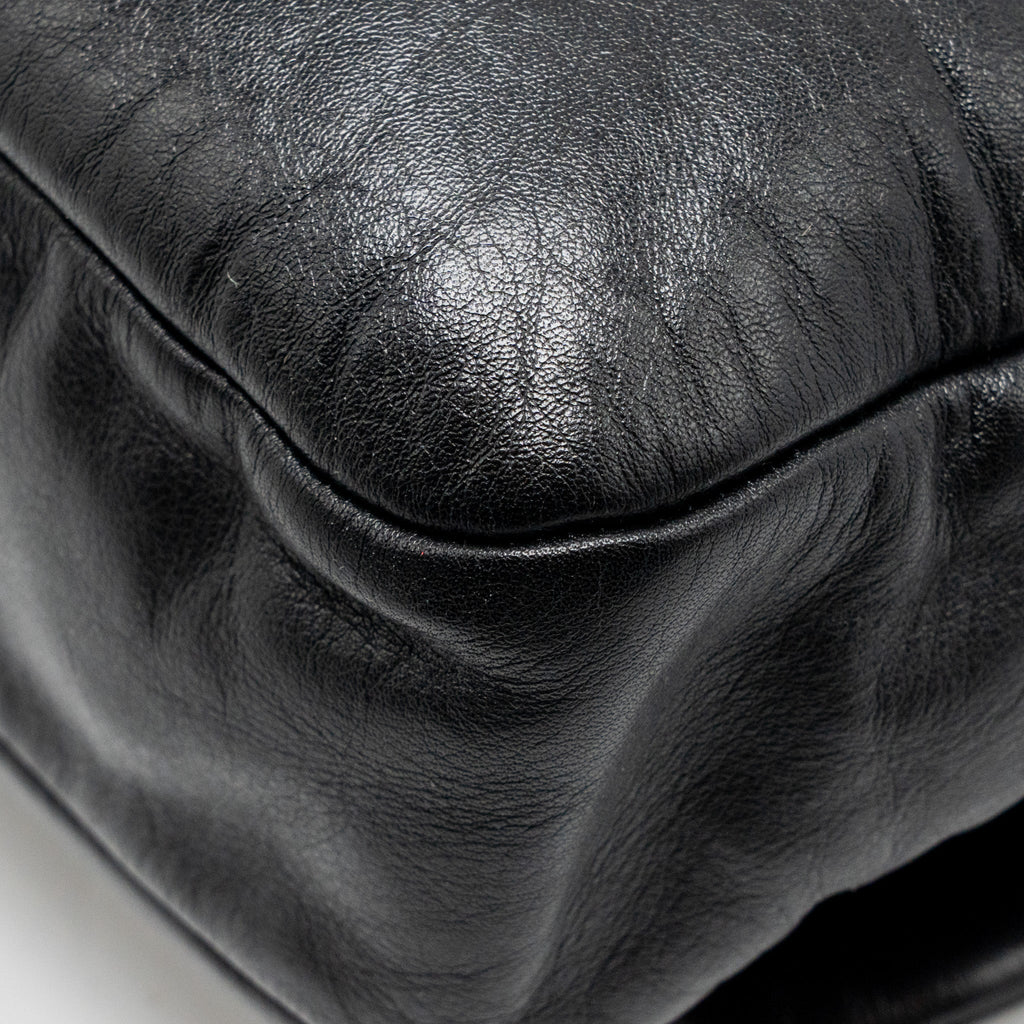 CHANEL RODEO DRIVE FLAP BAG CALFSKIN BLACK GHW