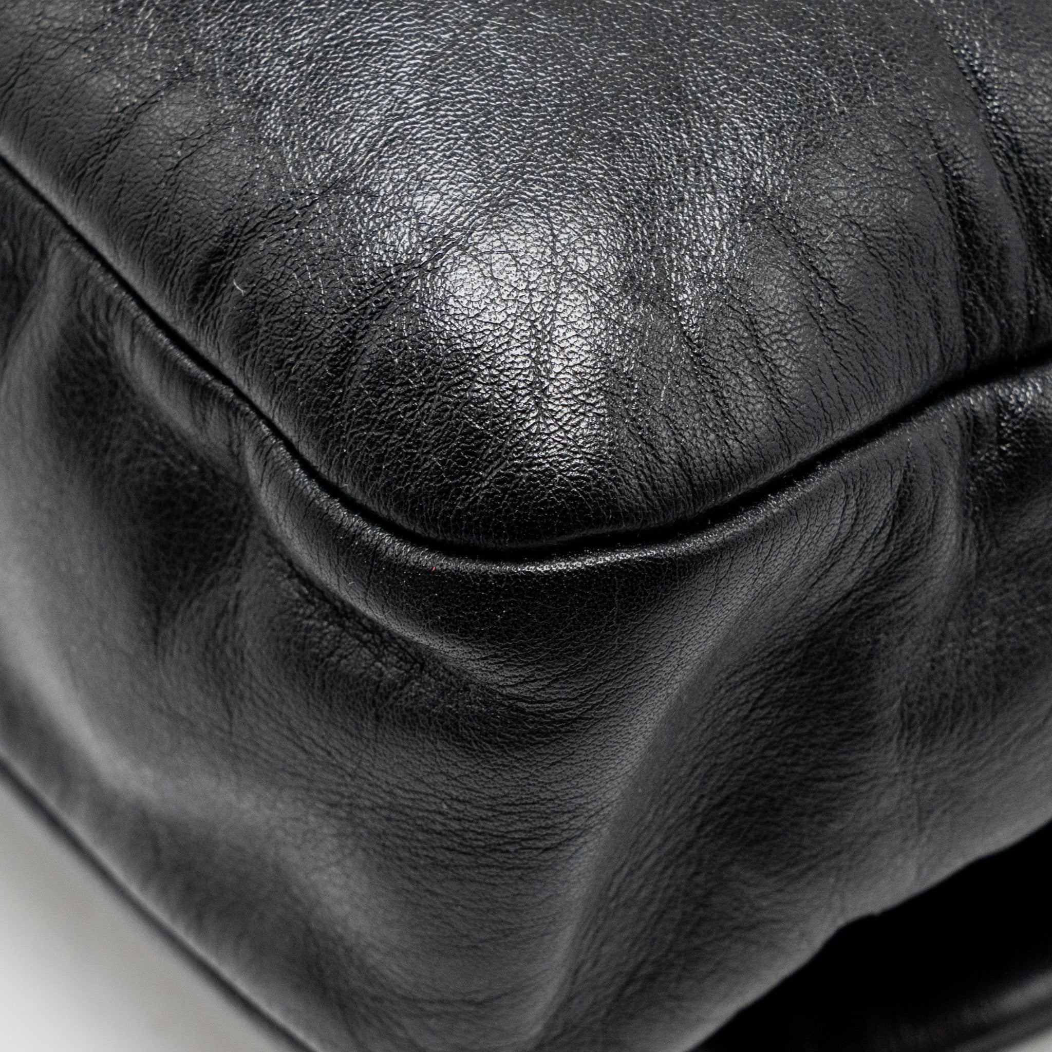 CHANEL RODEO DRIVE FLAP BAG CALFSKIN BLACK GHW