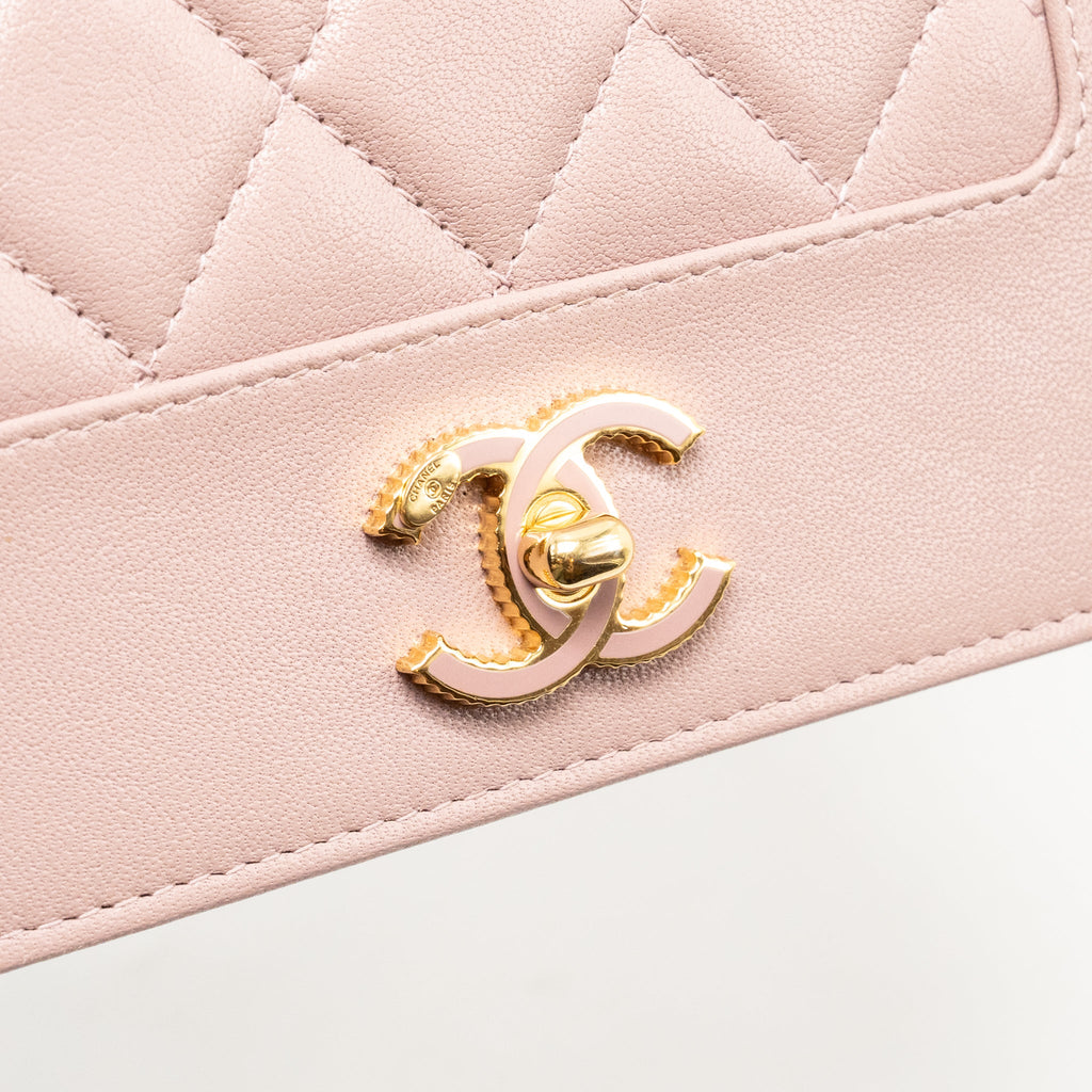 CHANEL CC LOGO WALLET WITH CHAIN GOATSKIN PINK GHW
