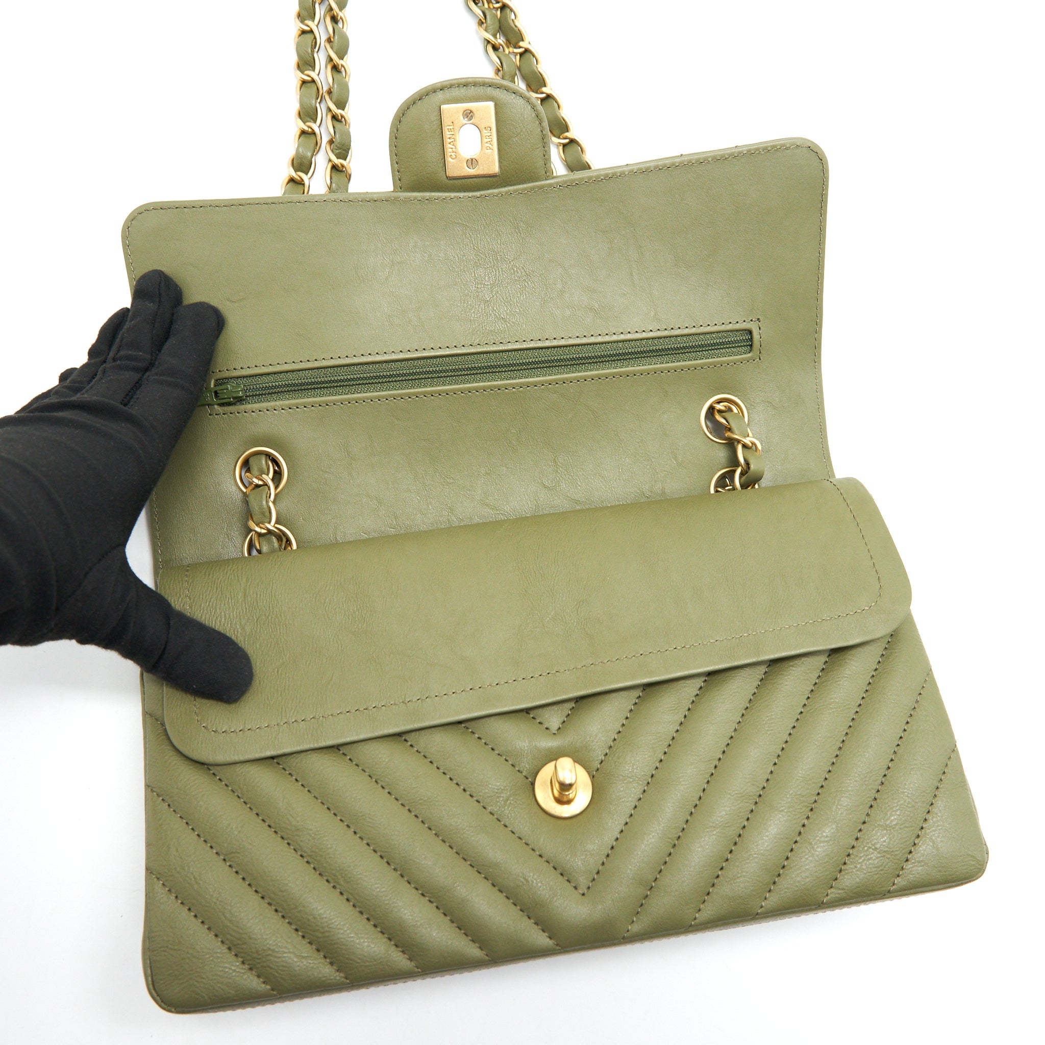 CHANEL CHEVRON MEDIUM CLASSIC DOUBLE FLAP BAG OLIVE-GREEN GHW