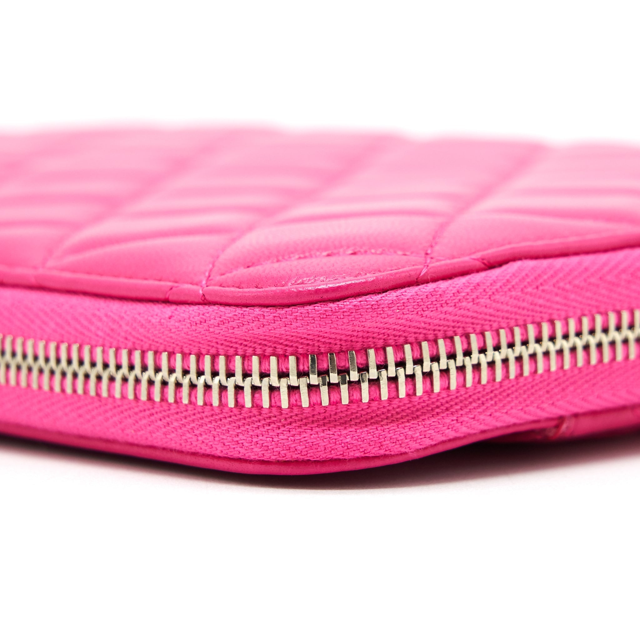 CHANEL QUILTED ZIPPER CLUTCH LAMBSKIN PINK SHW