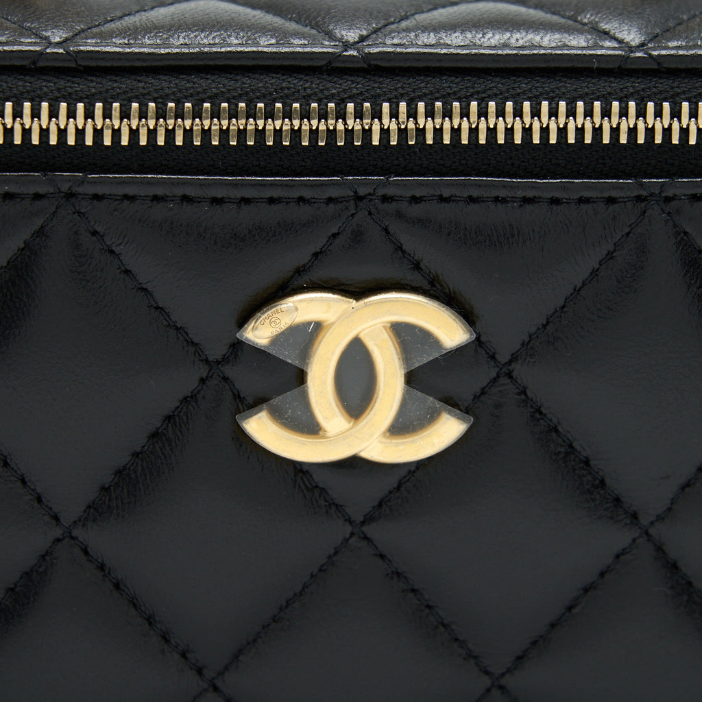 CHANEL 22S LETTER TOP HANDLE LONG VANITY WITH CHAIN LAMBSKIN BLACK GHW