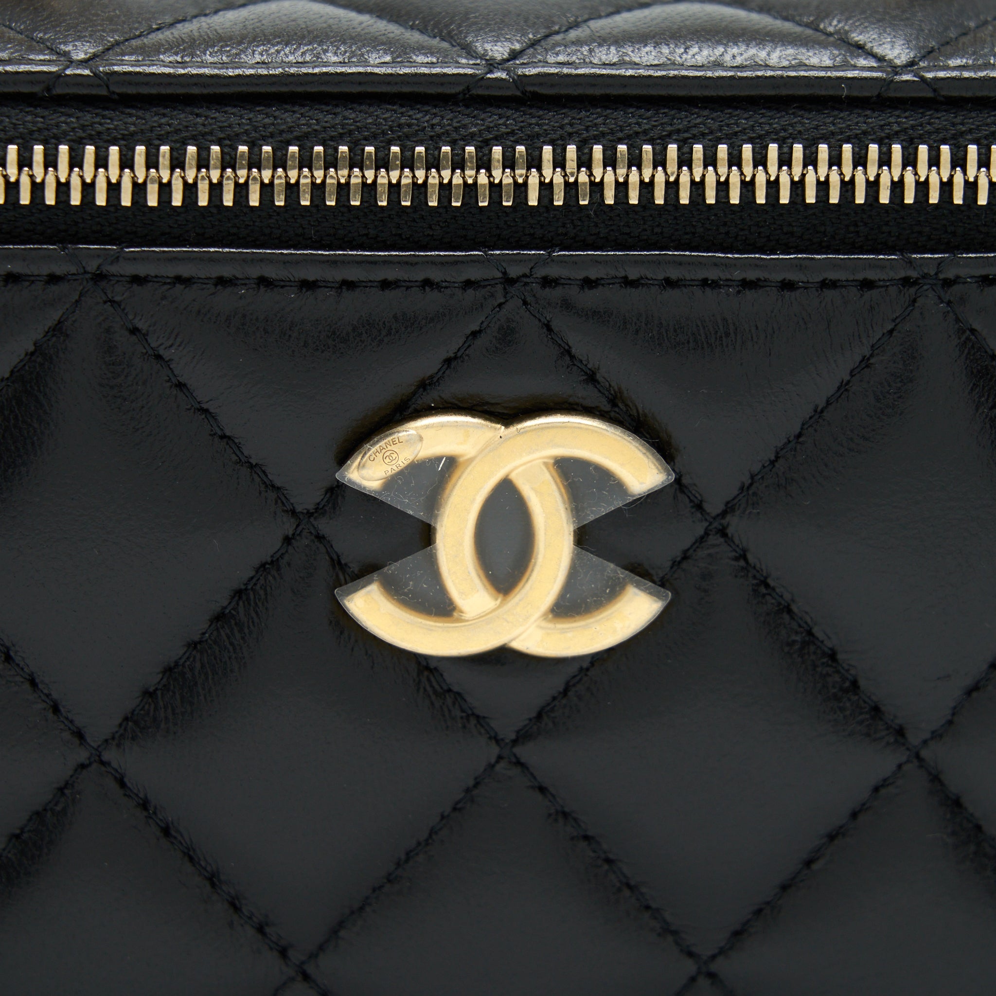 CHANEL 22S LETTER TOP HANDLE LONG VANITY WITH CHAIN LAMBSKIN BLACK GHW