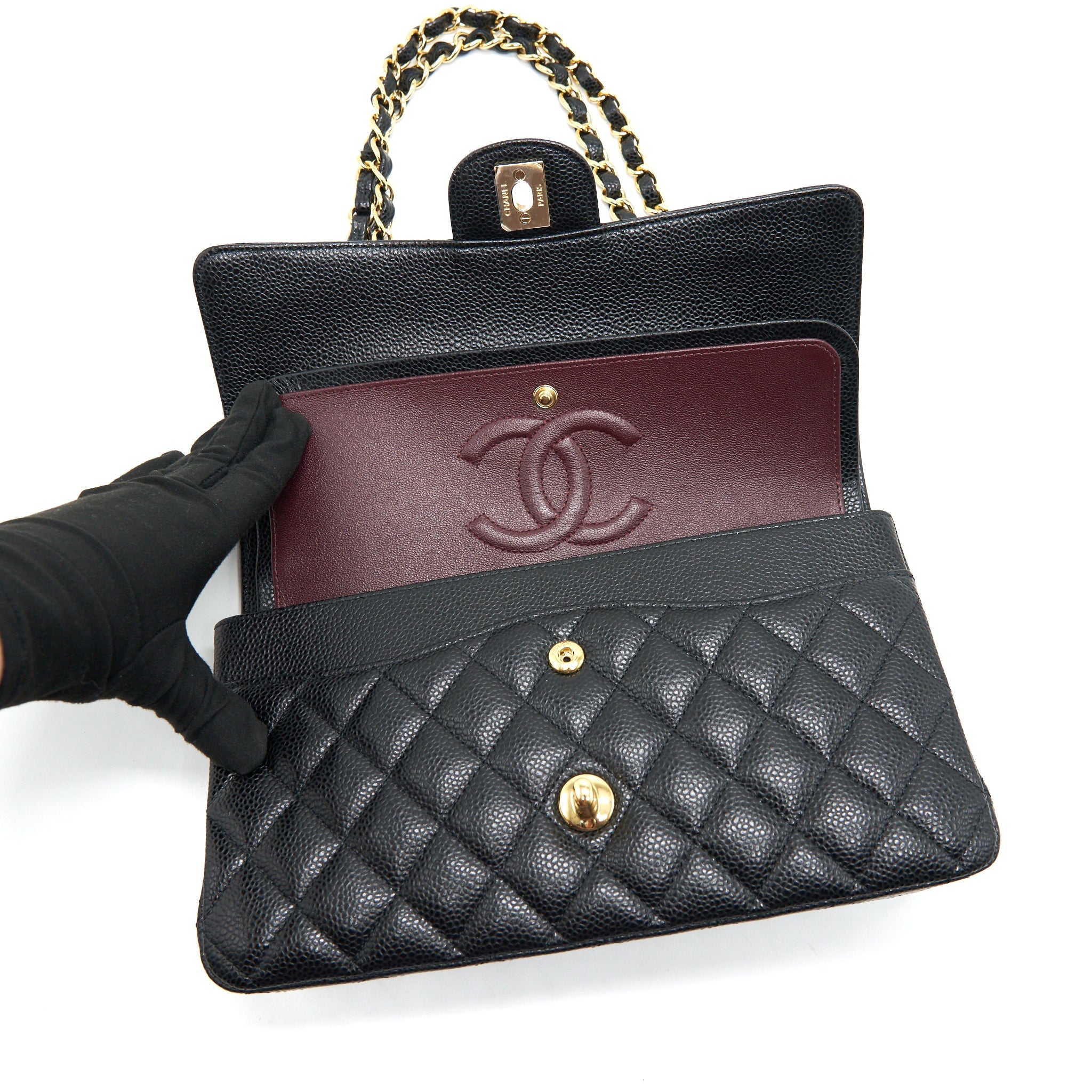 CHANEL MEDIUM CLASSIC DOUBLE FLAP CAVIAR IN BLACK GHW