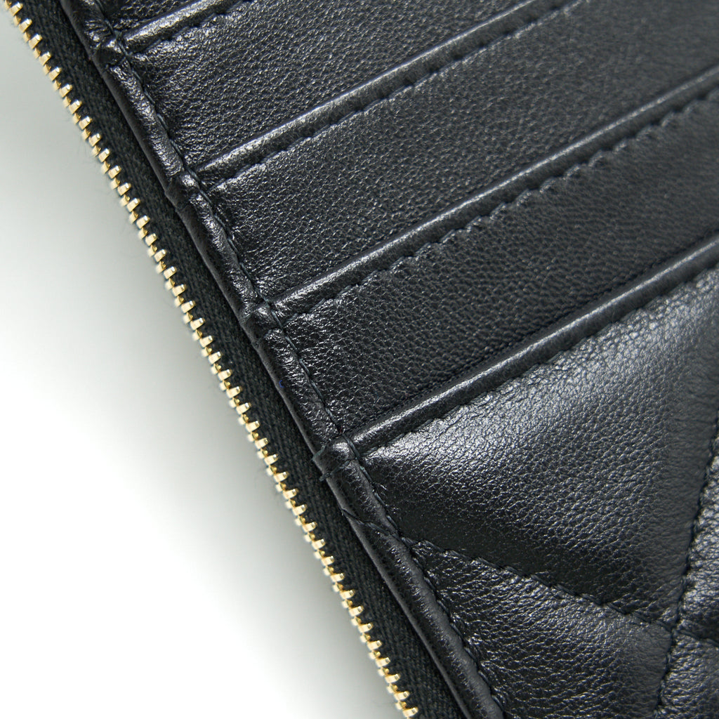 CHANEL 19 PHONE AND CARD HOLDER LAMBSKIN QUILTED BLACK