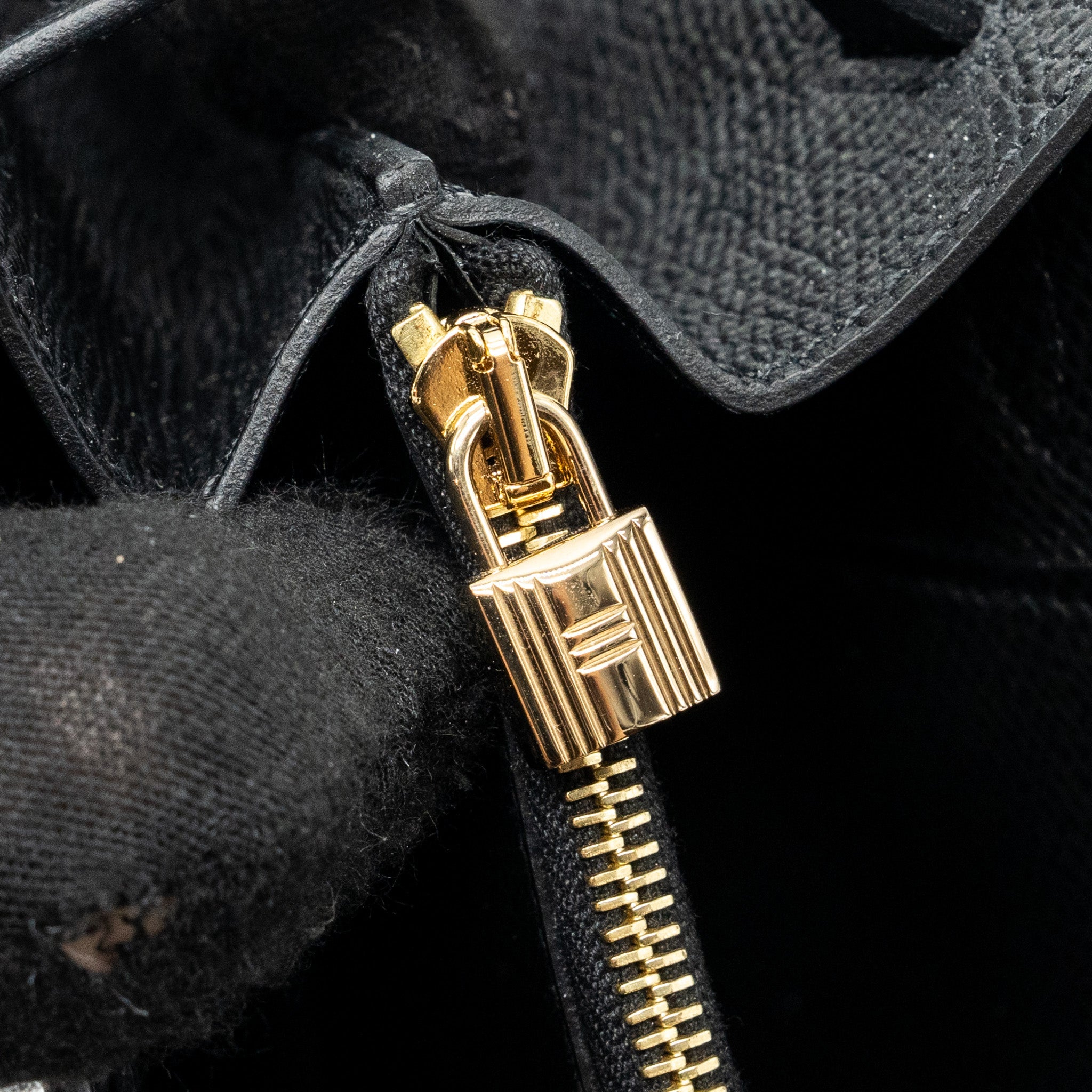 HERMES KELLY TO GO EPSOM BLACK GHW