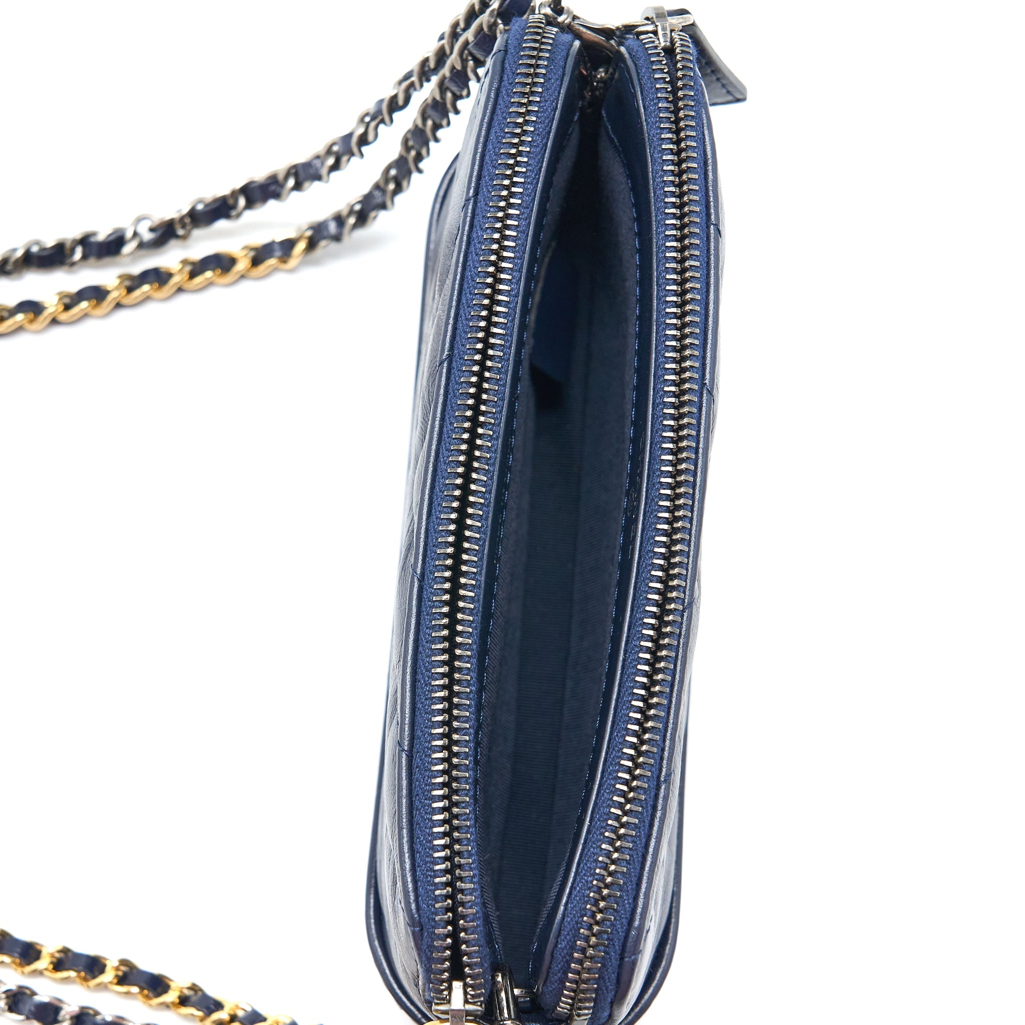 CHANEL GABRIELLE CLUTCH ON CHAIN AGED CALFSKIN NAVY SHW