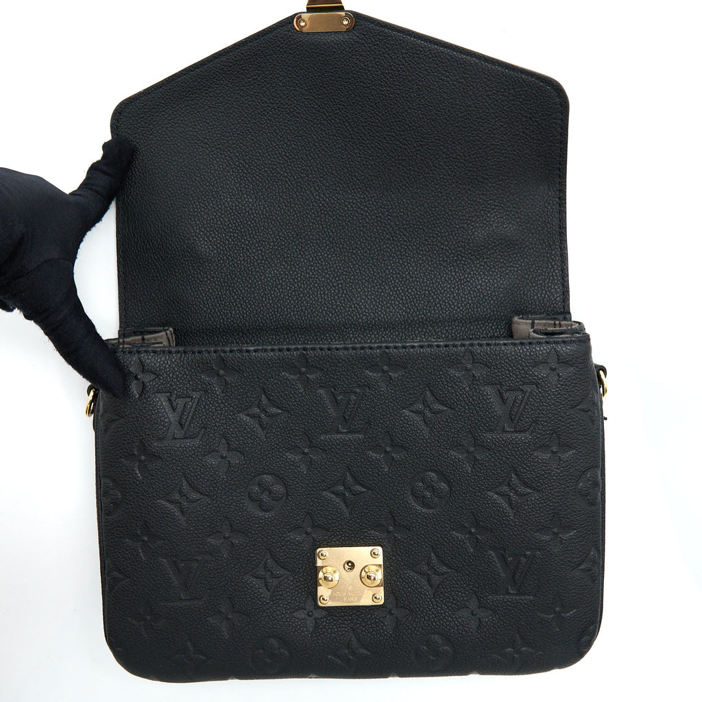 LOUIS VUITTON POCHETTE MÉTIS MONOGRAM EMPREINTE BLACK GHW
