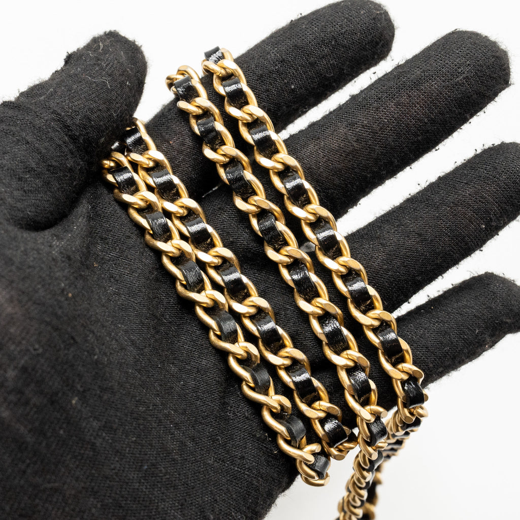CHANEL 24A WALLET ON CHAIN SHINY CALFSKIN BLACK GHW (MICROCHIP)