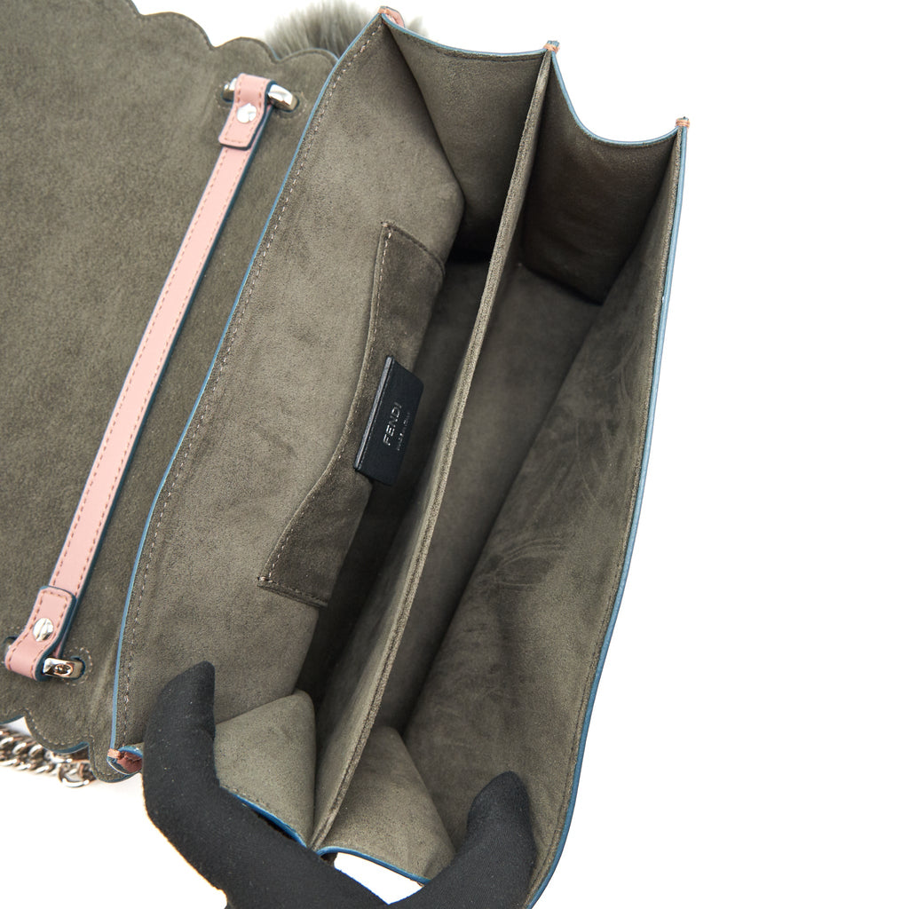 FENDI KAN I WITH EXTRA BAG CHARM PINK