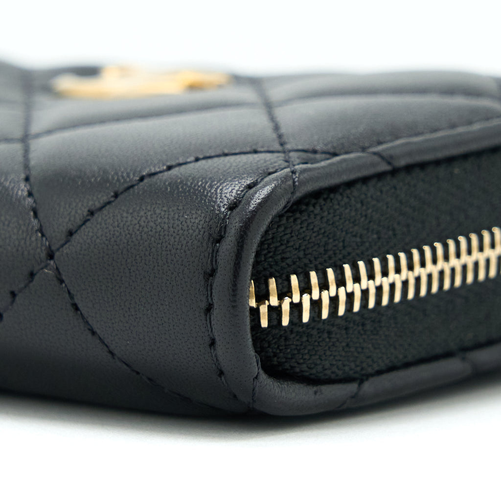 CHANEL 22C PEARL CRUSH CARD HOLDER WITH CHAIN LAMBSKIN BLACK GHW