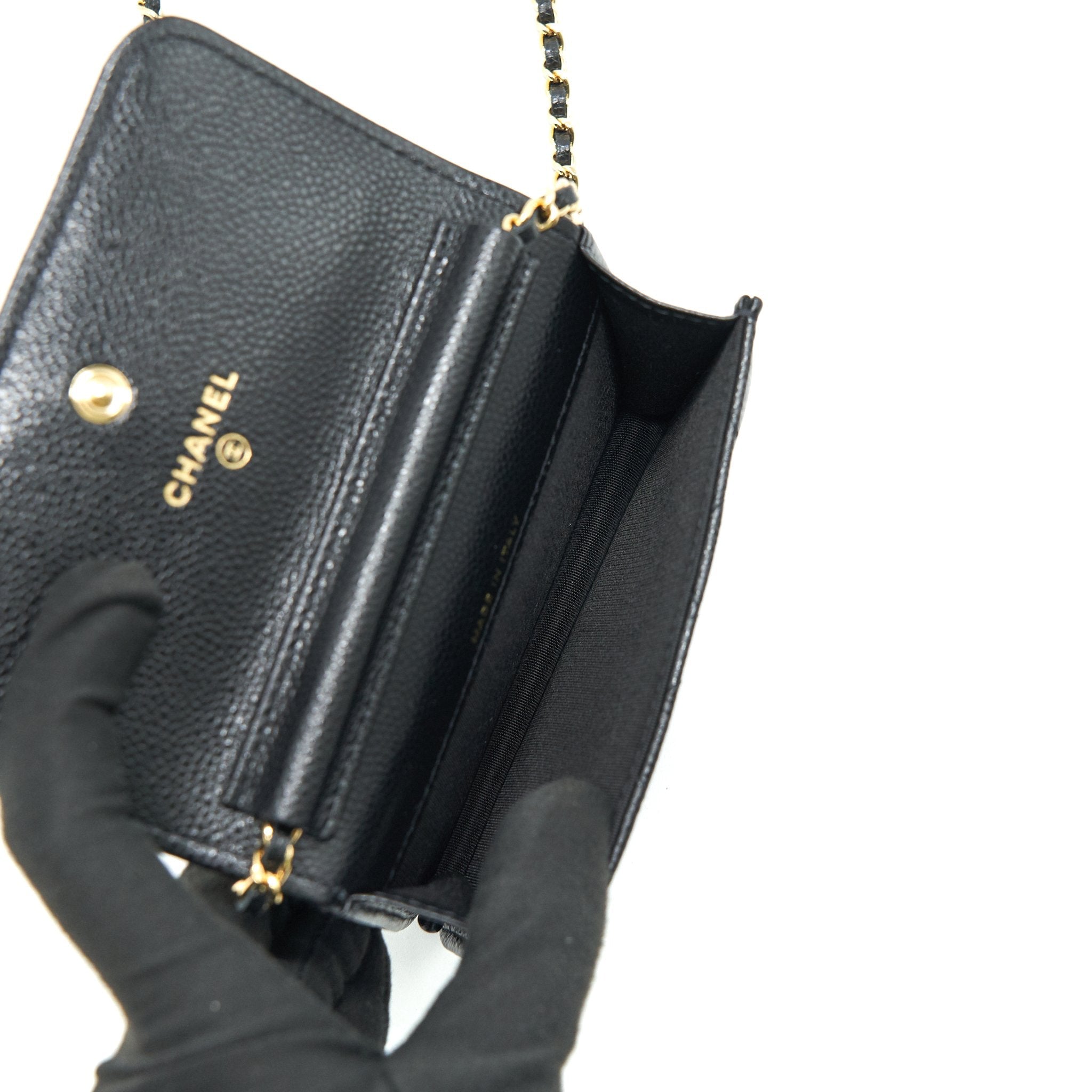 CHANEL 21A FLAP CARD HOLDER WITH CHAIN BLACK GHW