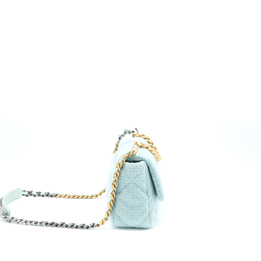 CHANEL 22B SMALL 19 BAG TWEED LIGHT GREEN MULTICOLOUR HARDWARE (MICORCHIP)