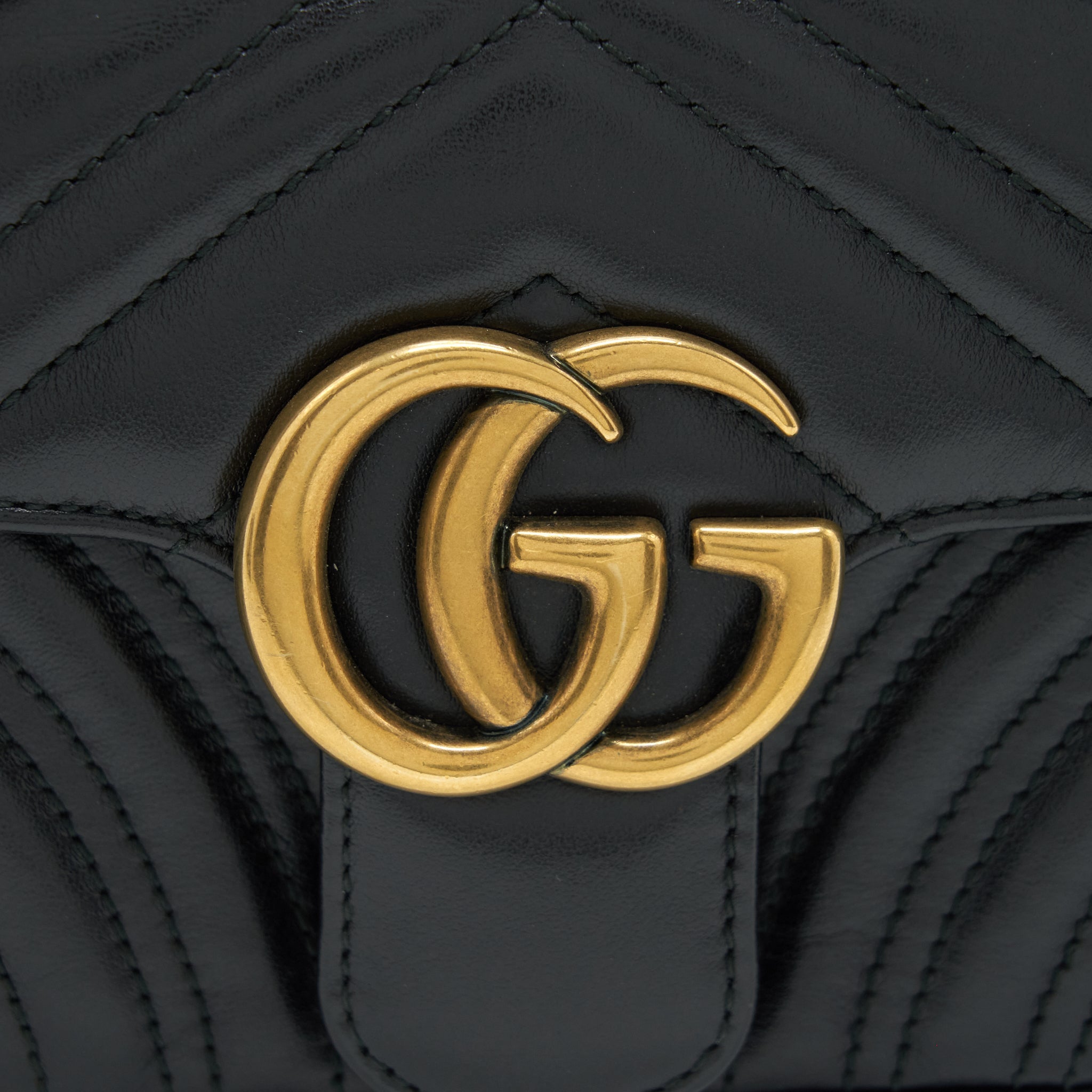 GUCCI MINI MARMONT MATELASSE BAG BLACK GHW