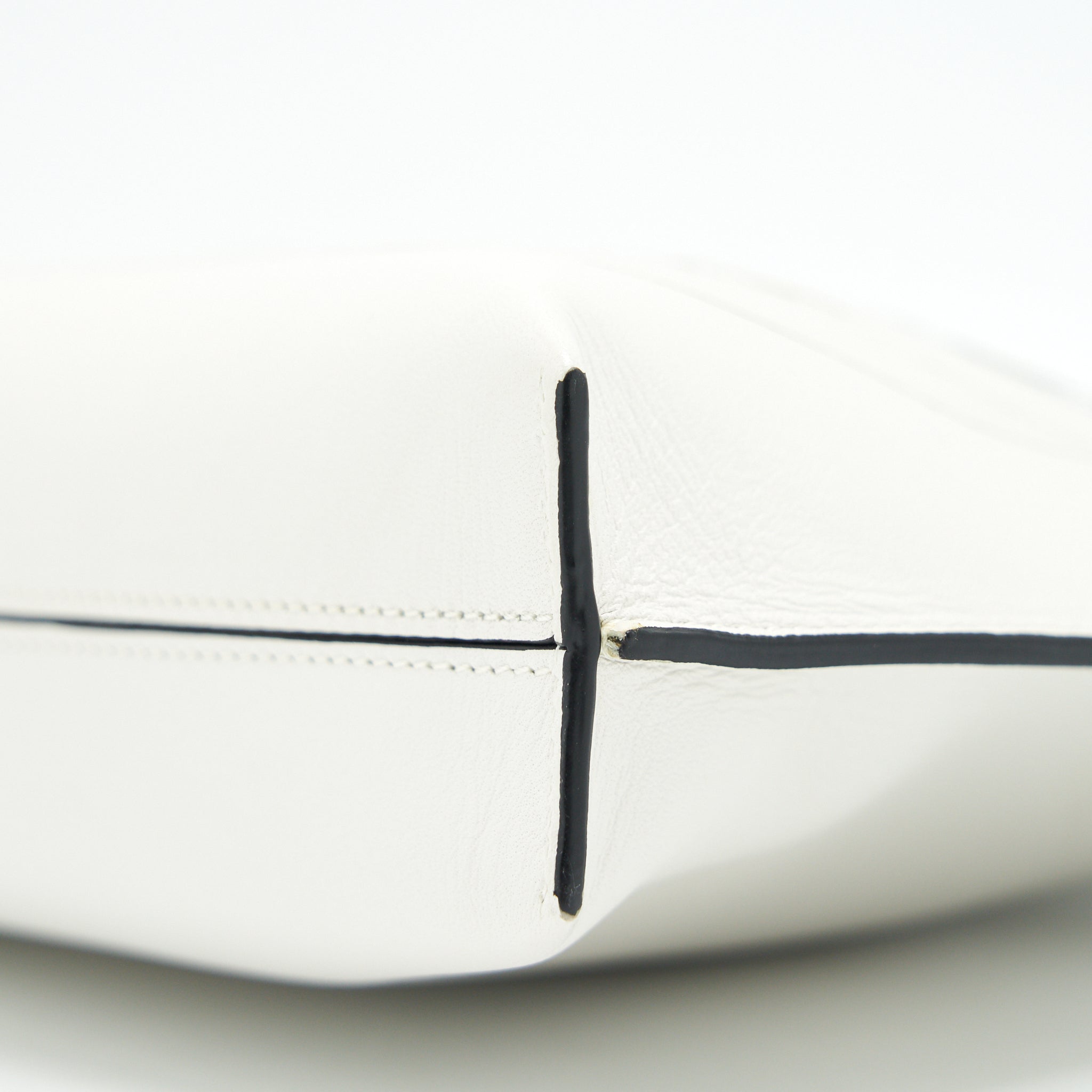LOEWE T POUCH