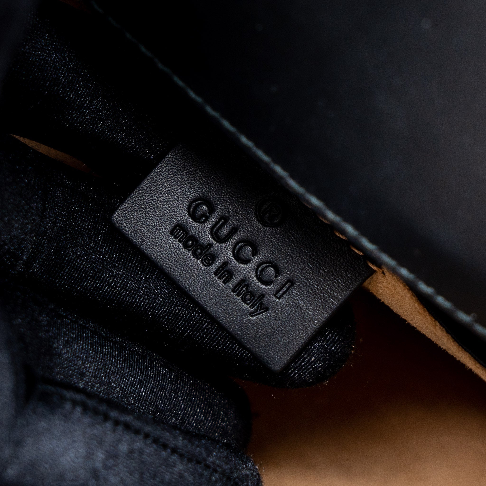 GUCCI MINI SYLVIE CHAIN BAG CALFSKIN BLACK GHW