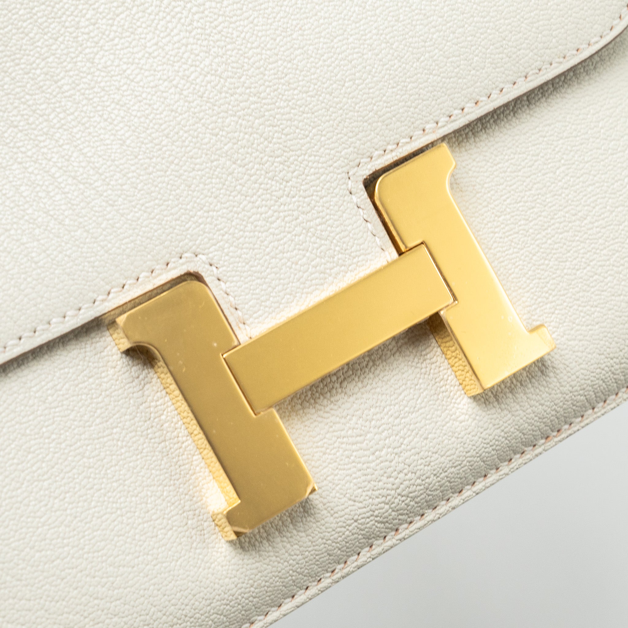 HERMES MINI CONSTANCE CHÈVRE MYSORE MUSHROOM/BISCUIT GHW