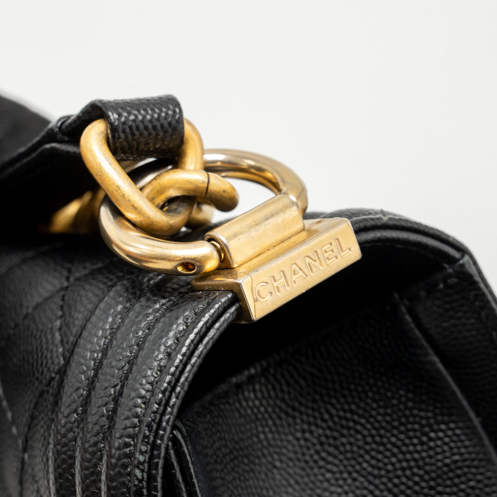 CHANEL MEDIUM BOY BAG CAVIAR BLACK GHW