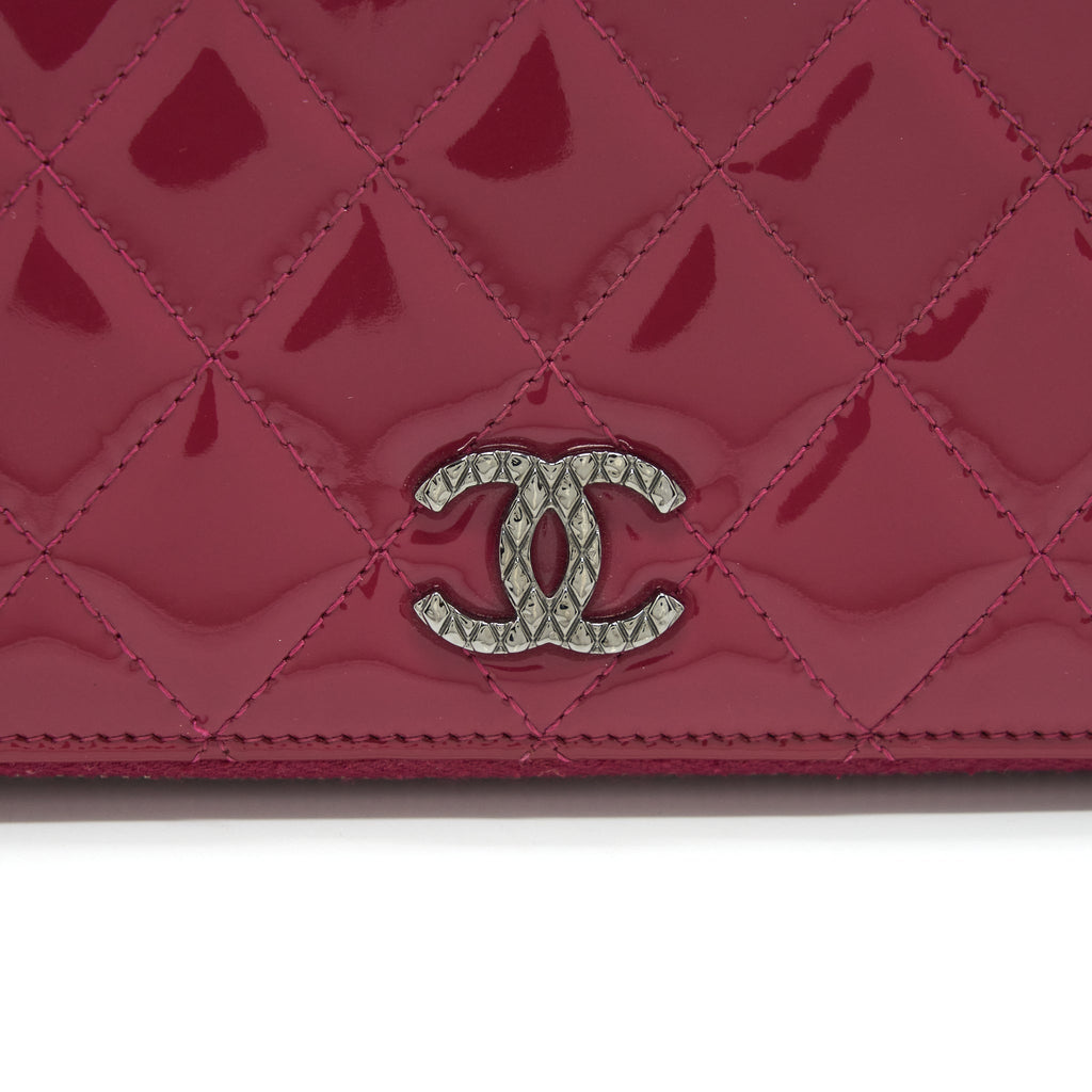 CHANEL LONG ZIP WALLET PATENT FUCHSIA SHW
