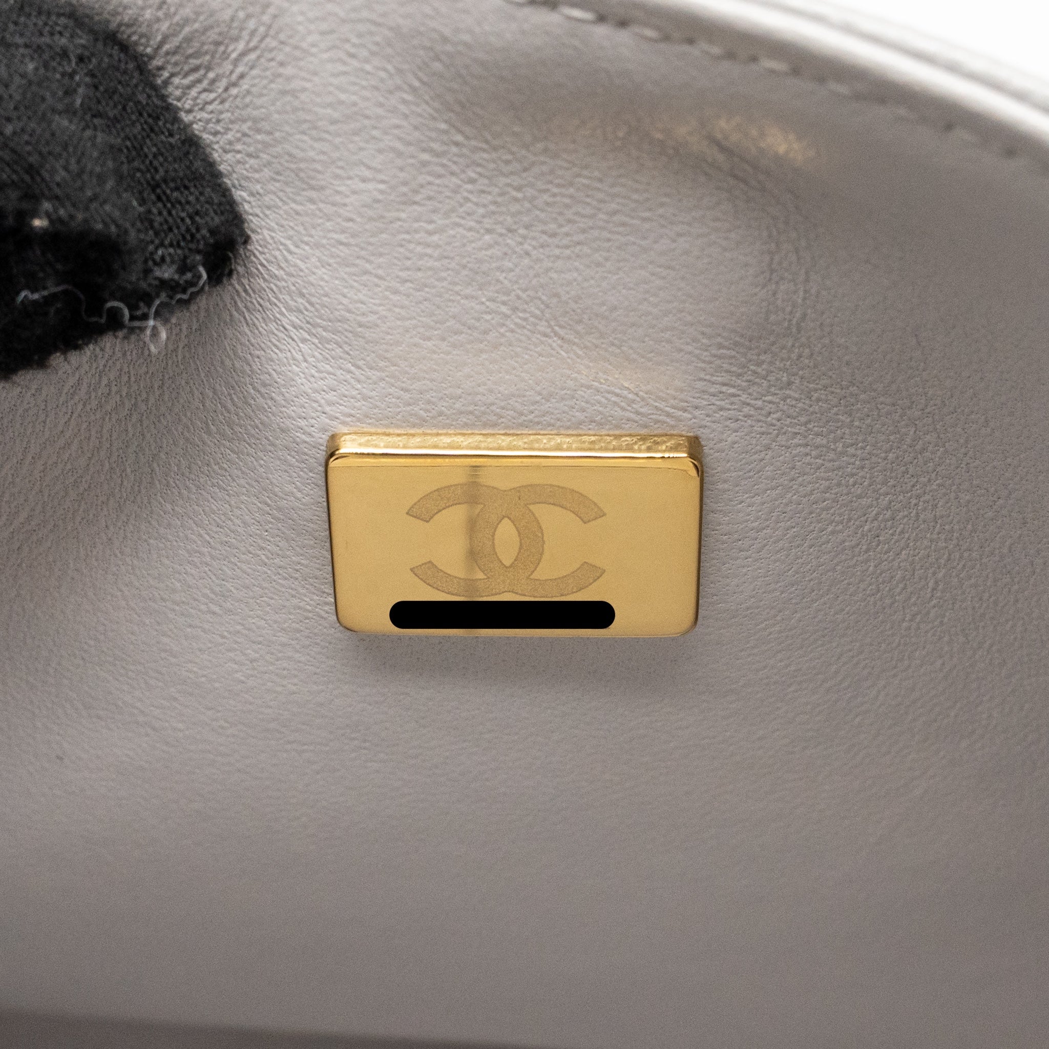 CHANEL SMALL CLASSIC DOUBLE FLAP BAG CAVIAR LIGHT GREY LGHW (MICROCHIP)