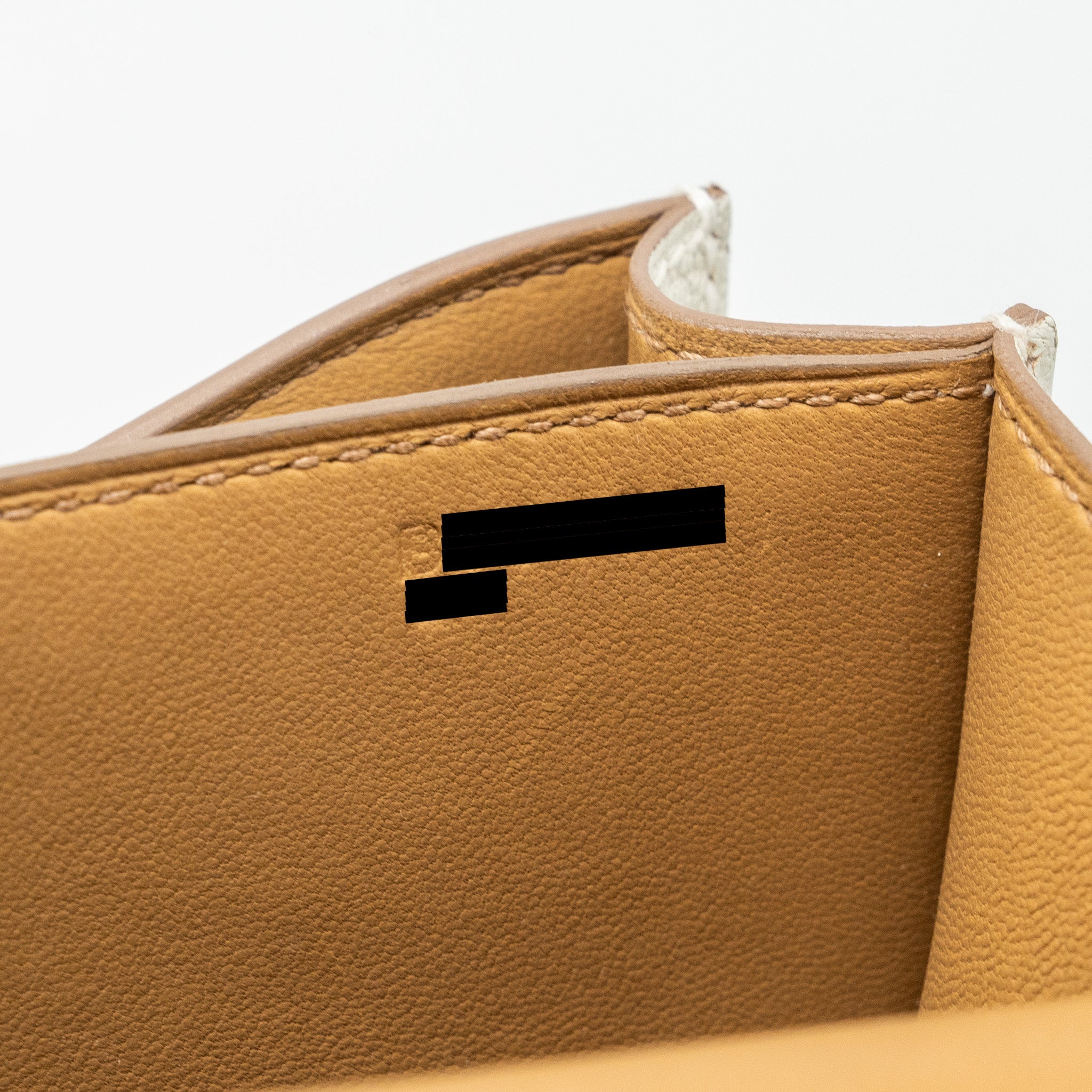 HERMES MINI CONSTANCE CHÈVRE MYSORE MUSHROOM/BISCUIT GHW