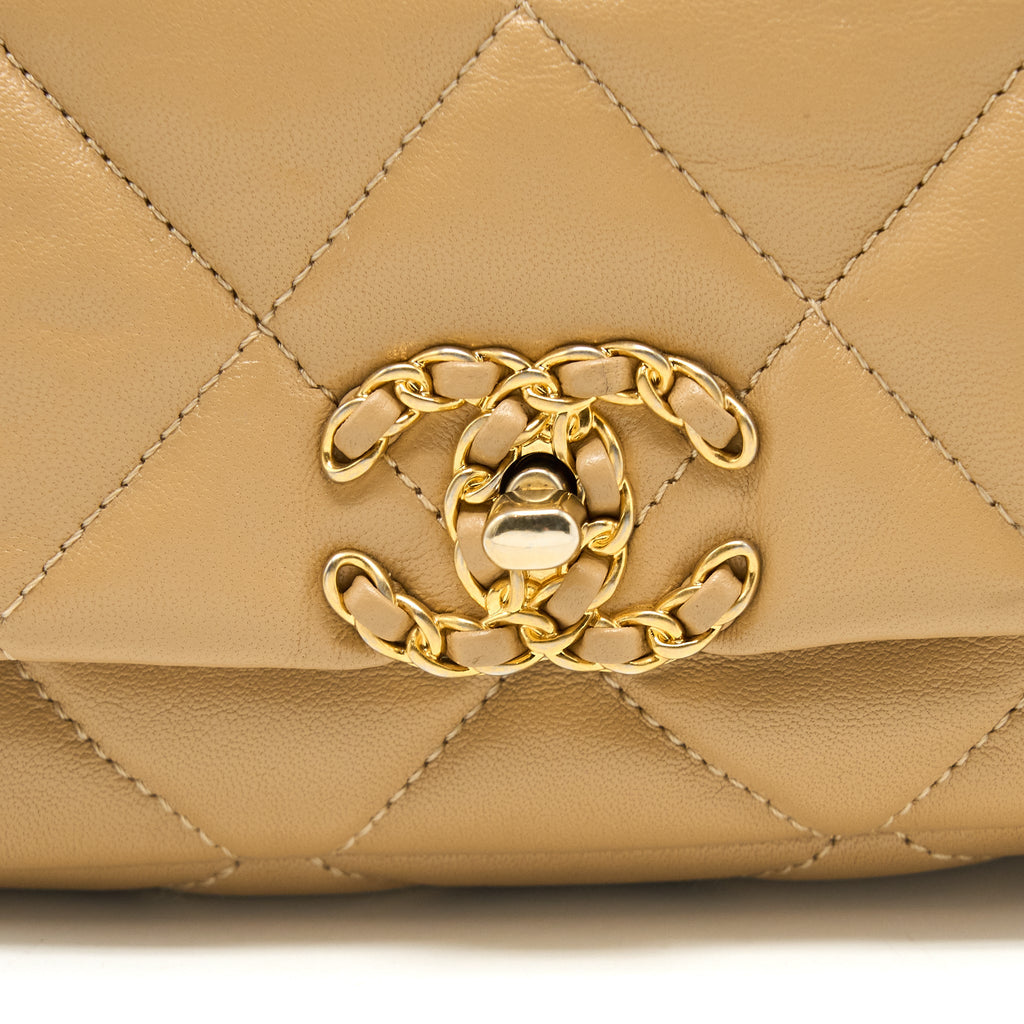 CHANEL 19 BELT BAG LAMBSKIN DARK BEIGE MULTICOLOUR HARDWARE