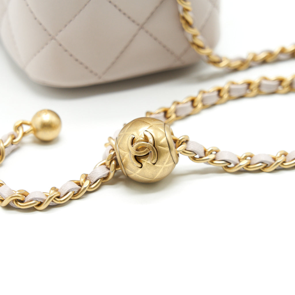 CHANEL PEARL CRUSH LONG VANITY ON CHAIN LAMBSKIN LIGHT PURPLE GHW
