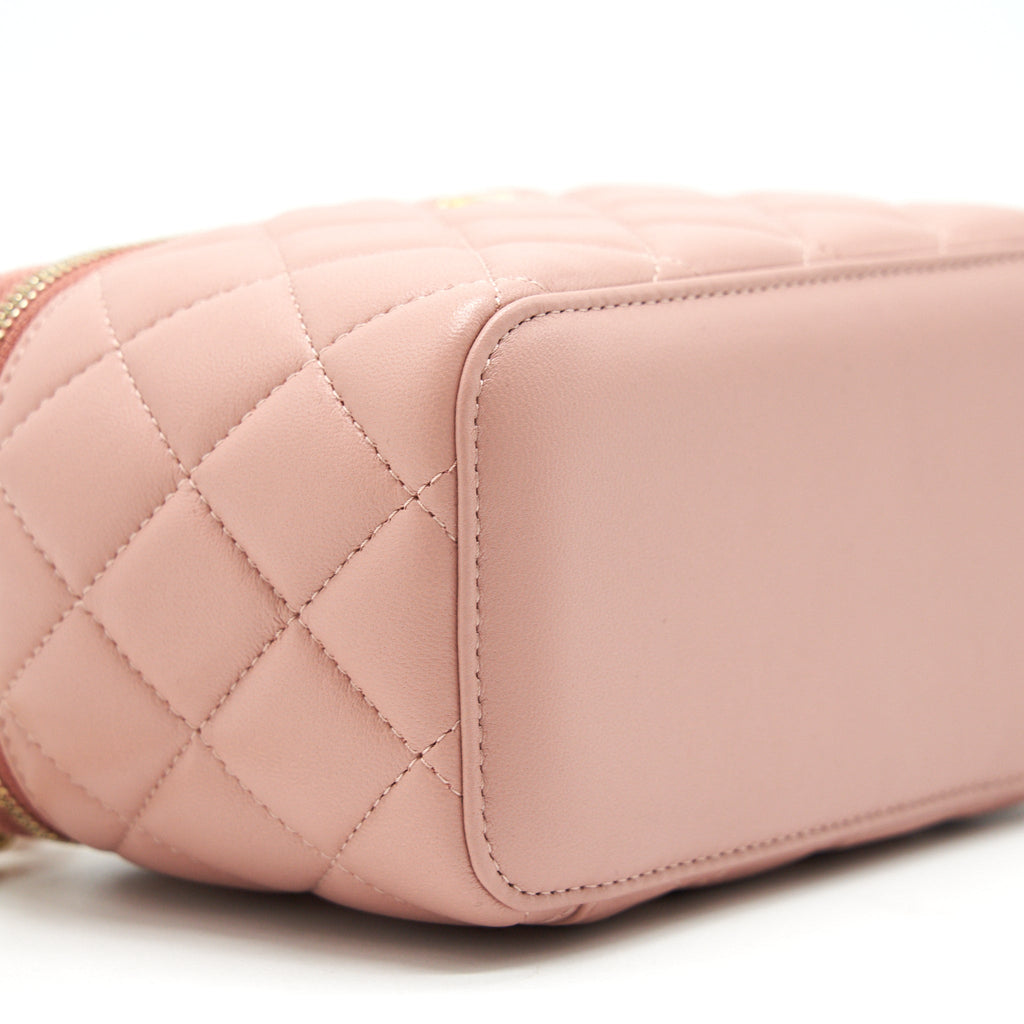 CHANEL 21B PEARL CRUSH RECTANGULAR VANITY WITH CHAIN DARK PINK